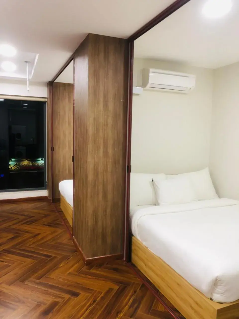 Bedroom, Bed in Dazi Signature Bedroom, Bed in Dazi Signature