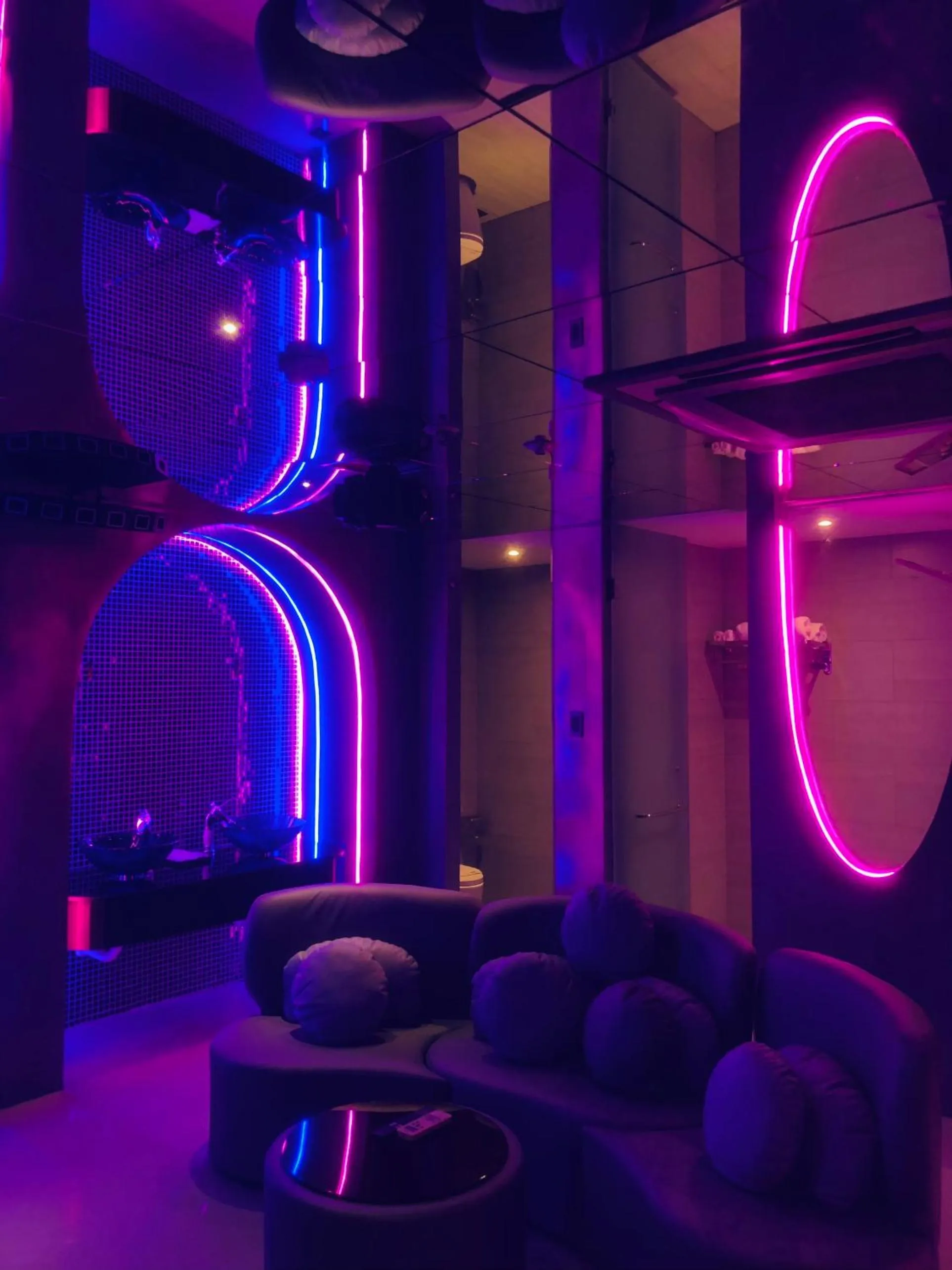 Karaoke in Dazi Signature