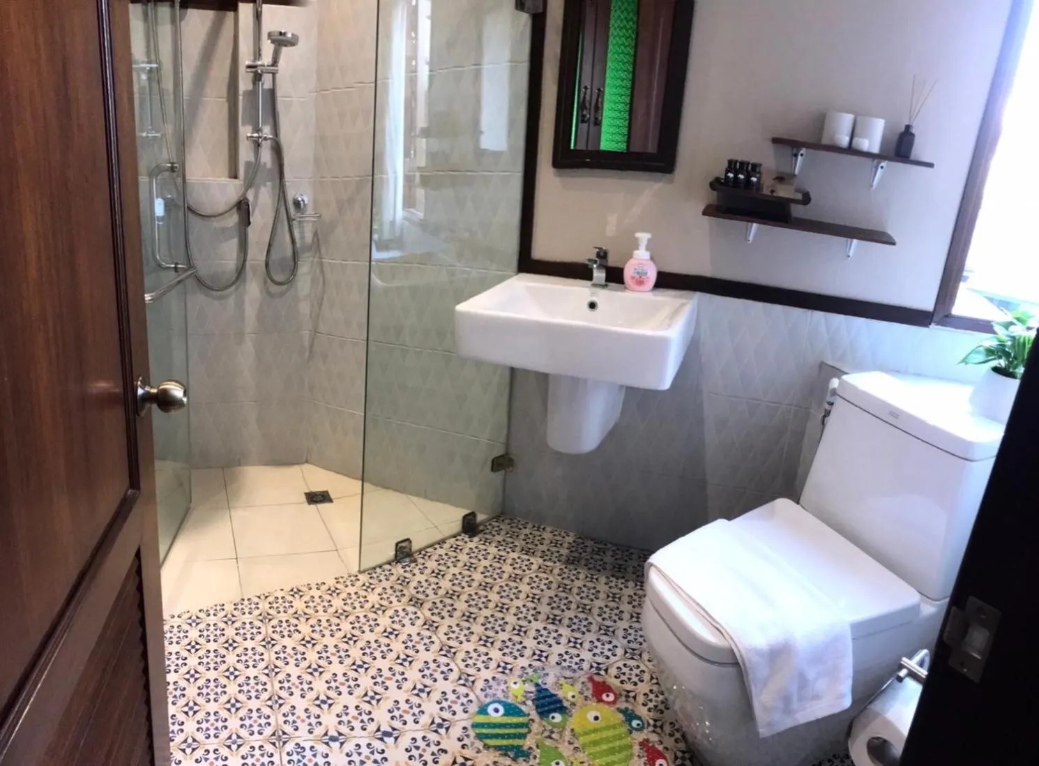 Bathroom in Gavill15 Classic Boutique House