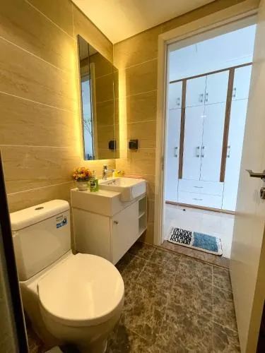 Bathroom in Vinhomes Dcapitale - Studio
