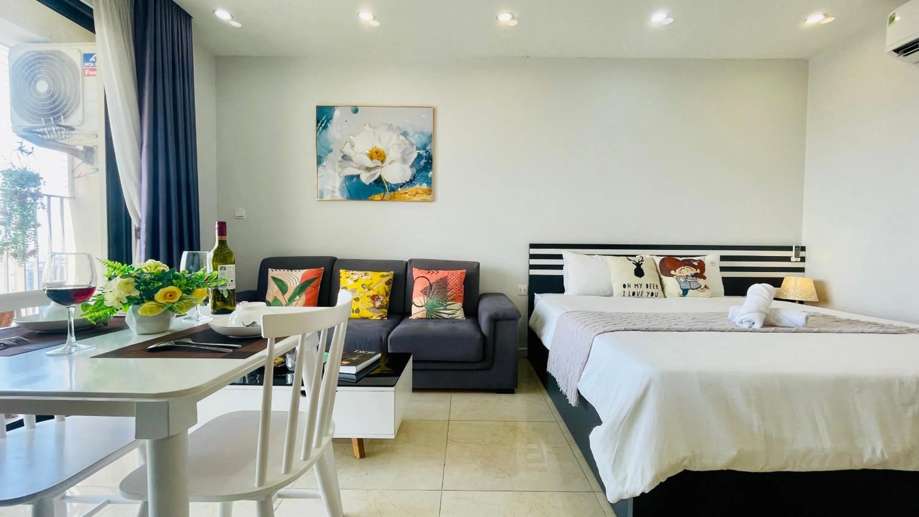 Bed in Vinhomes Dcapitale - Studio