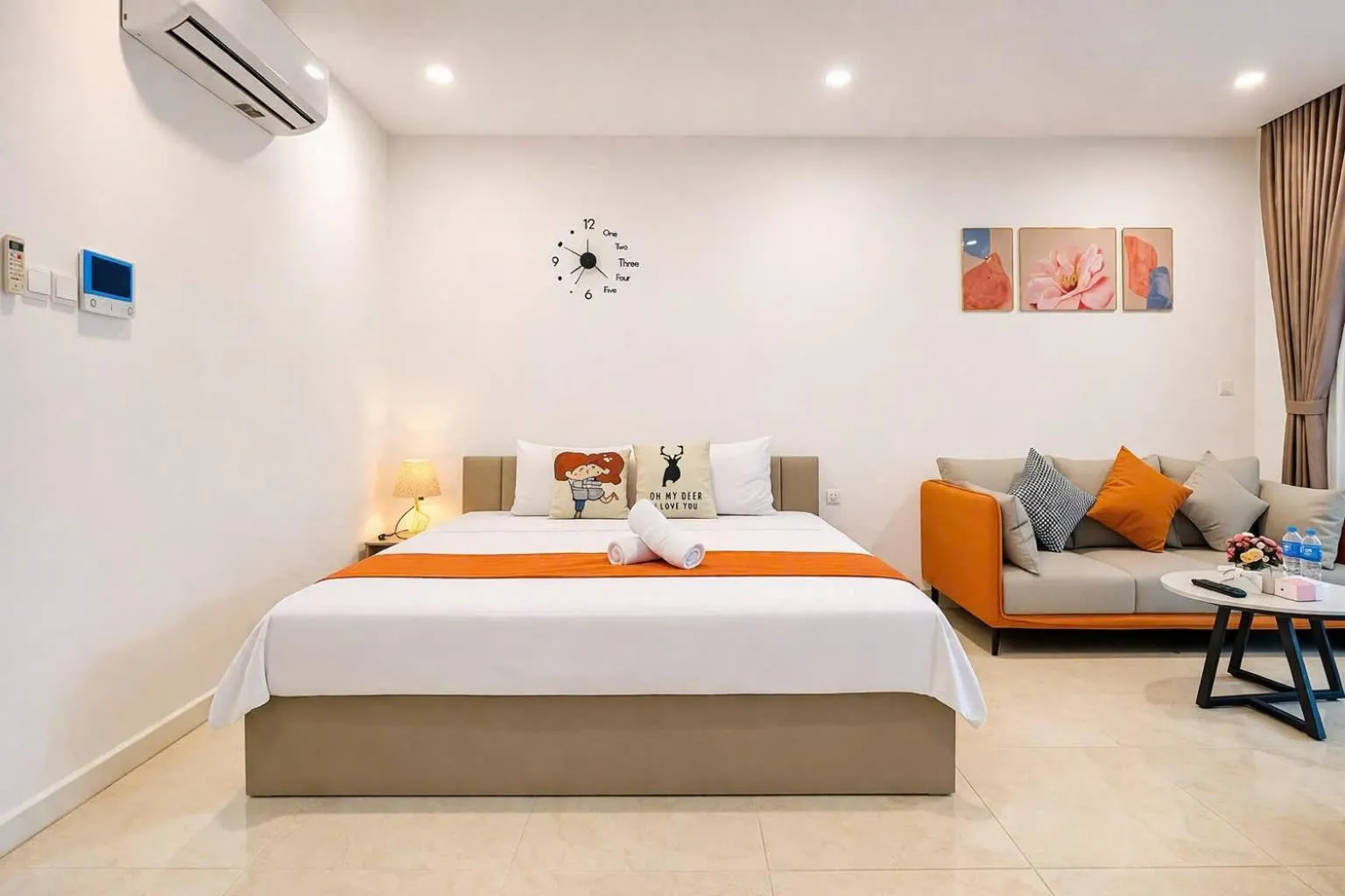 Bed in Vinhomes Dcapitale - Studio