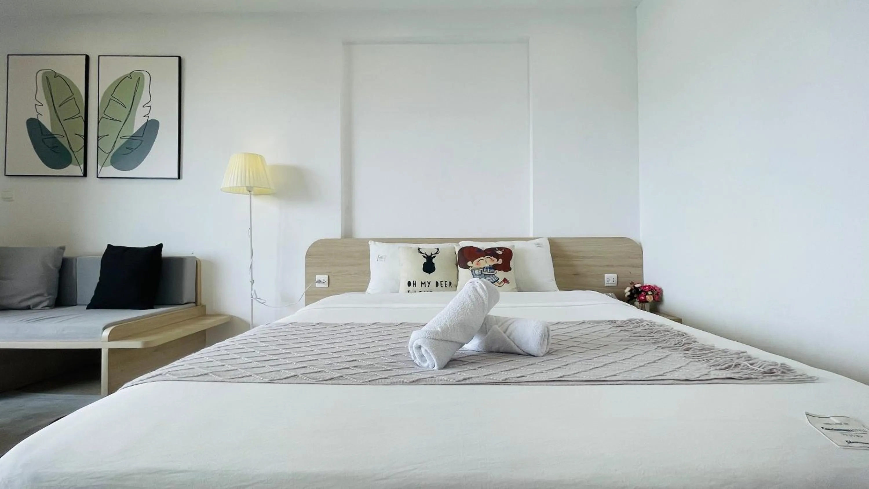 Bed in Vinhomes Dcapitale - Studio