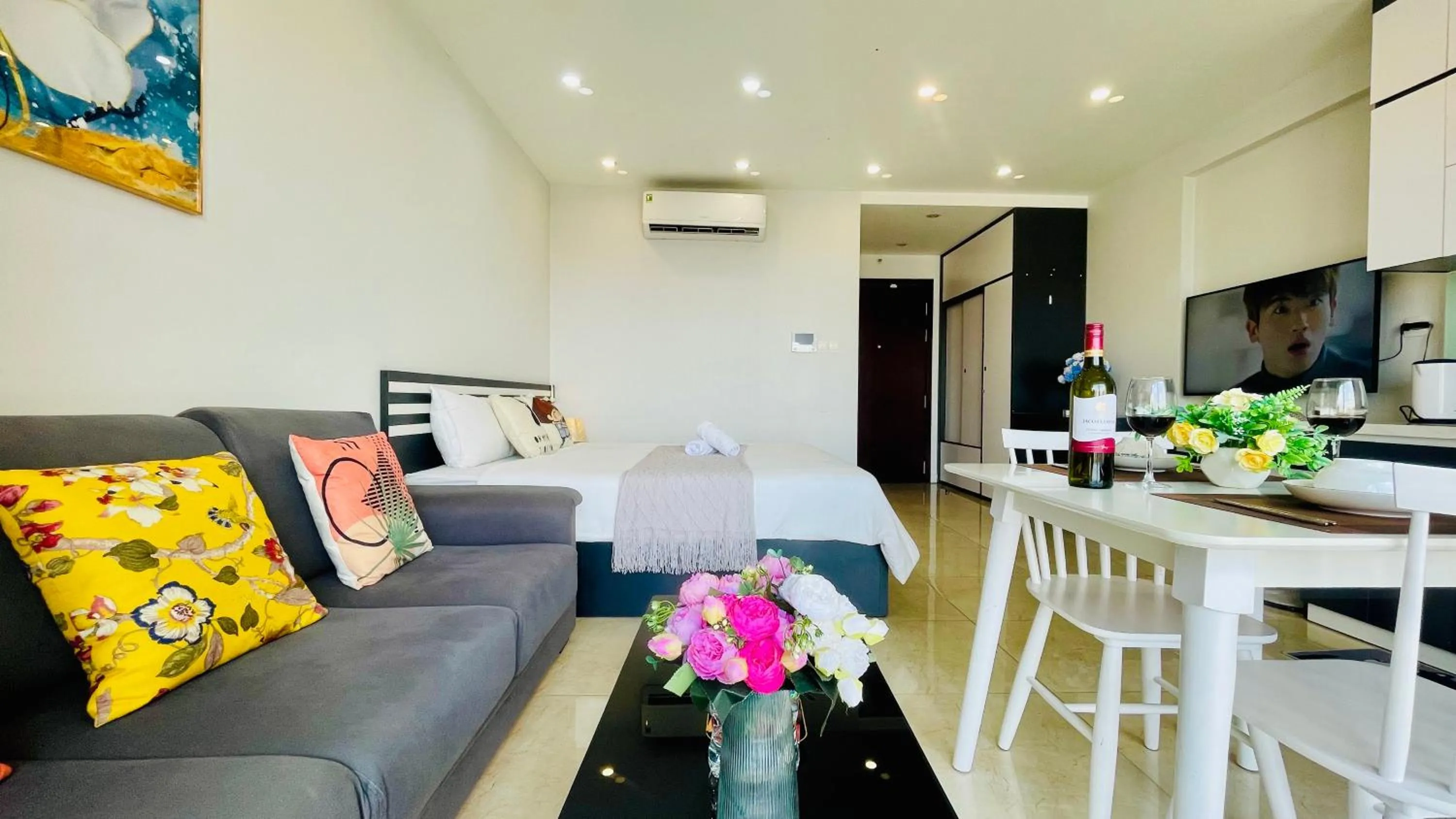 Vinhomes Dcapitale - Studio