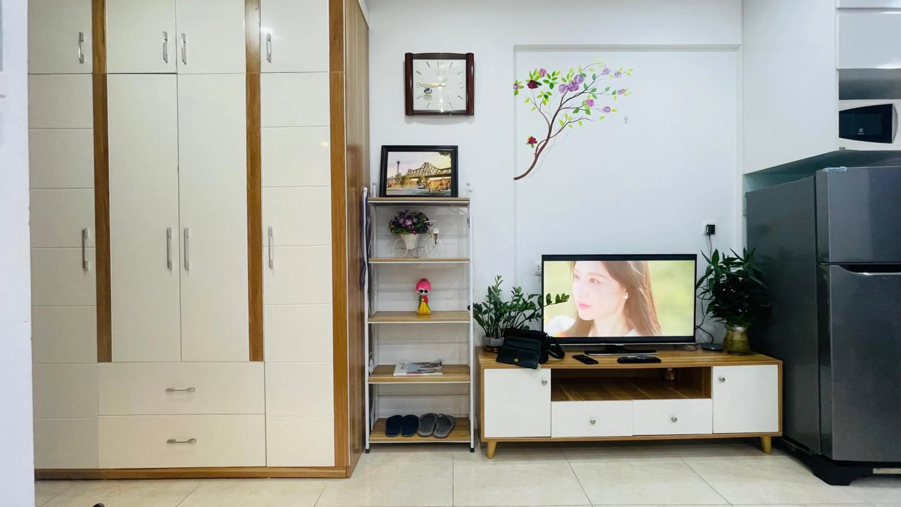TV and multimedia in Vinhomes Dcapitale - Studio