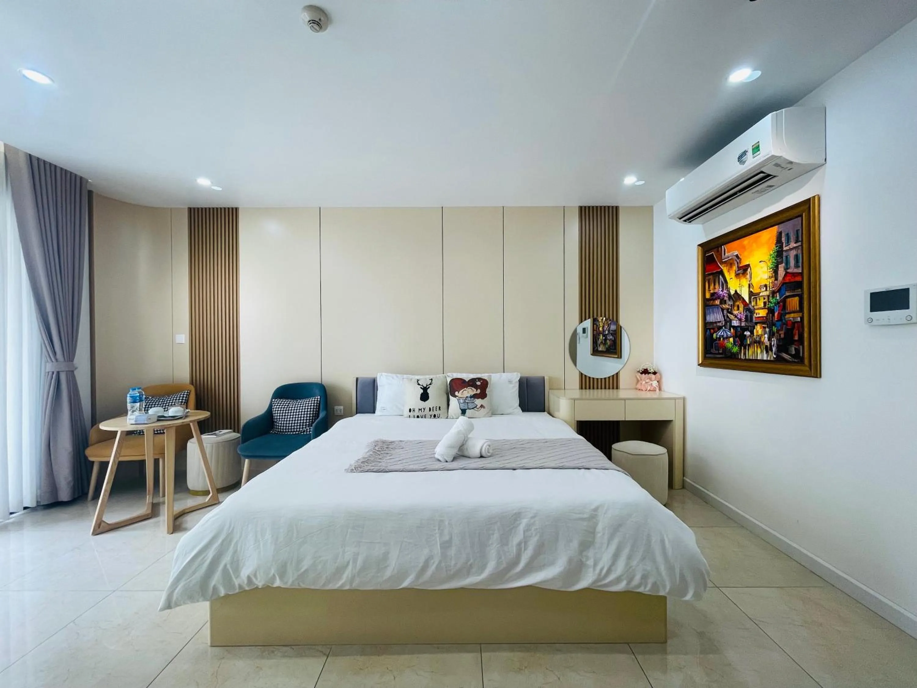 Photo of the whole room, Bed in Vinhomes Dcapitale - Studio