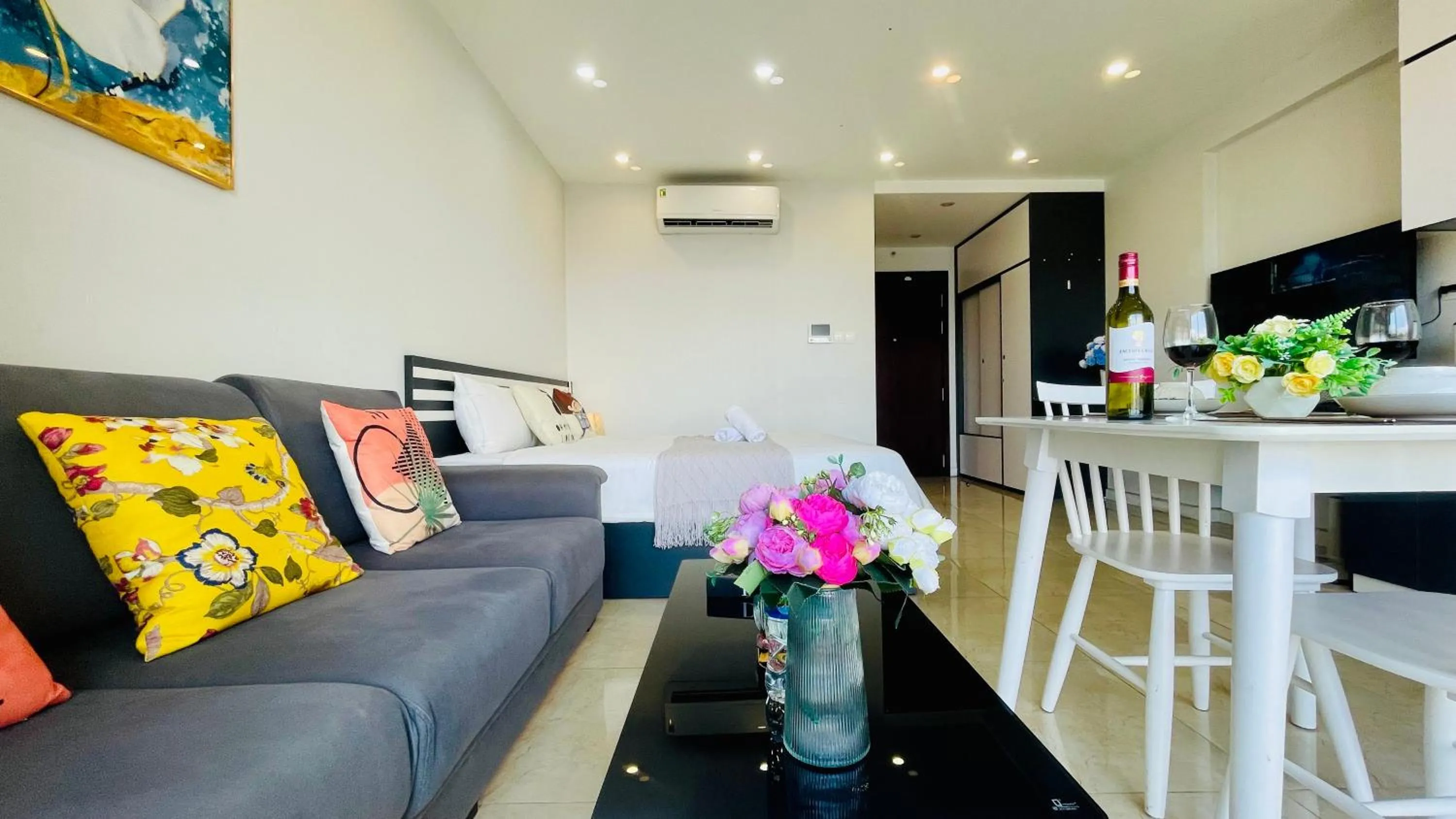 Vinhomes Dcapitale - Studio