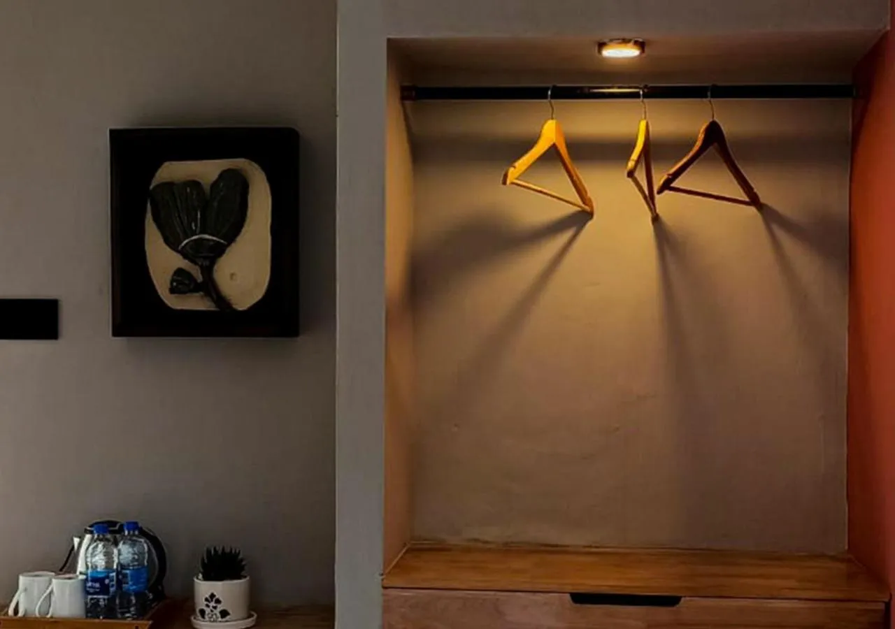 Decorative detail in The Oak Retreat Lamahatta