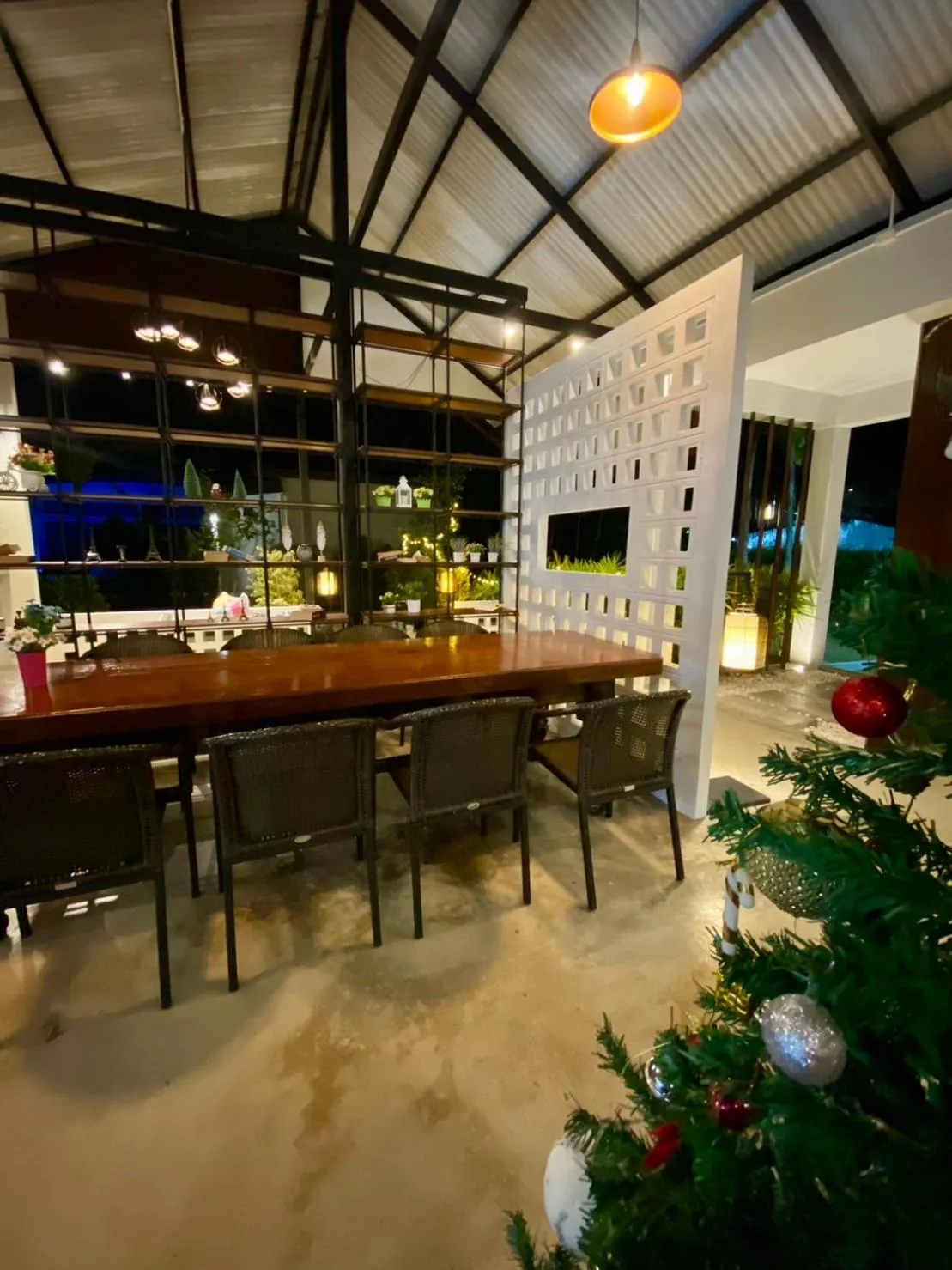 Restaurant/places to eat in Blue Ba You Resort