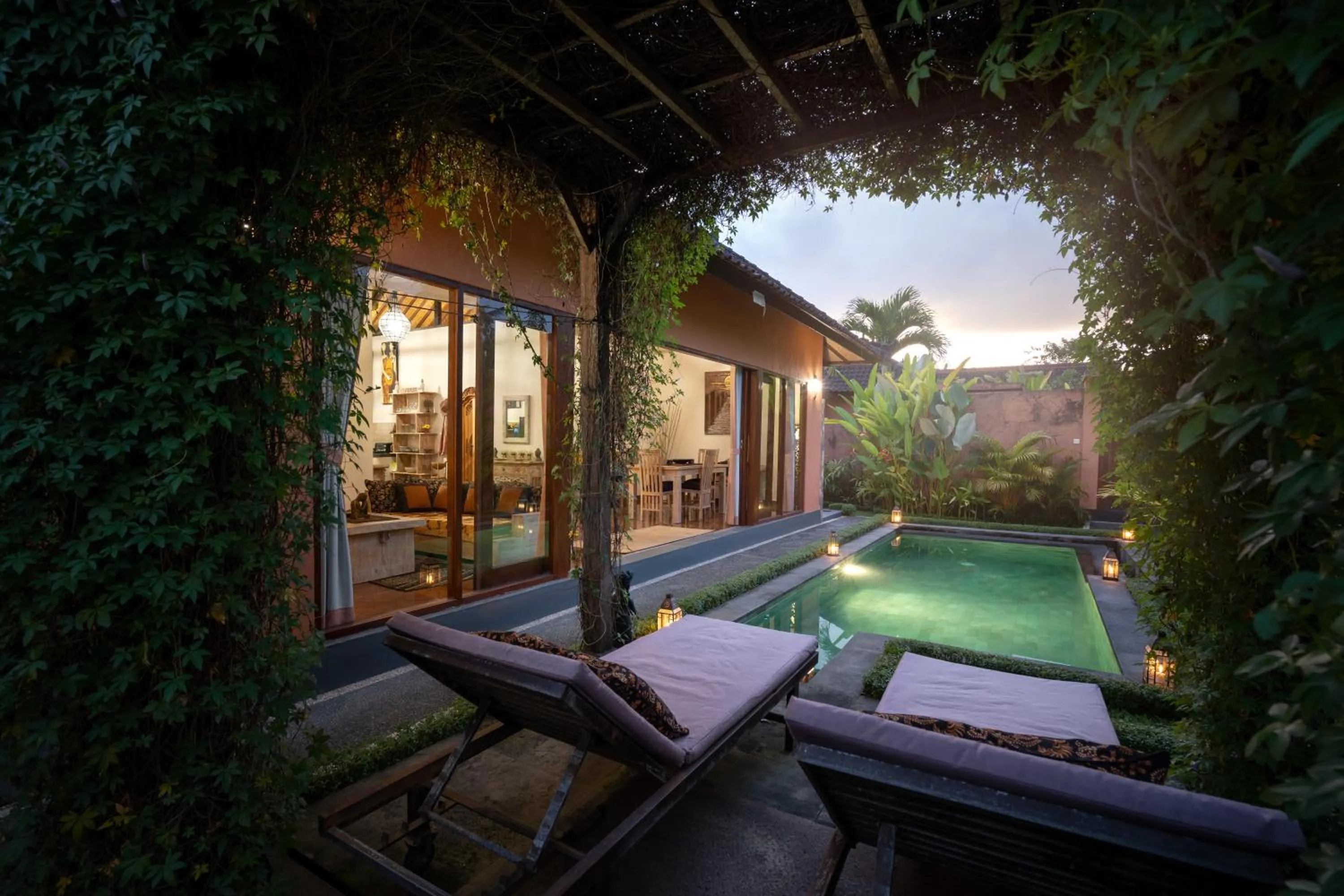 Pool view in Genie Private Villa by Travellink Bali