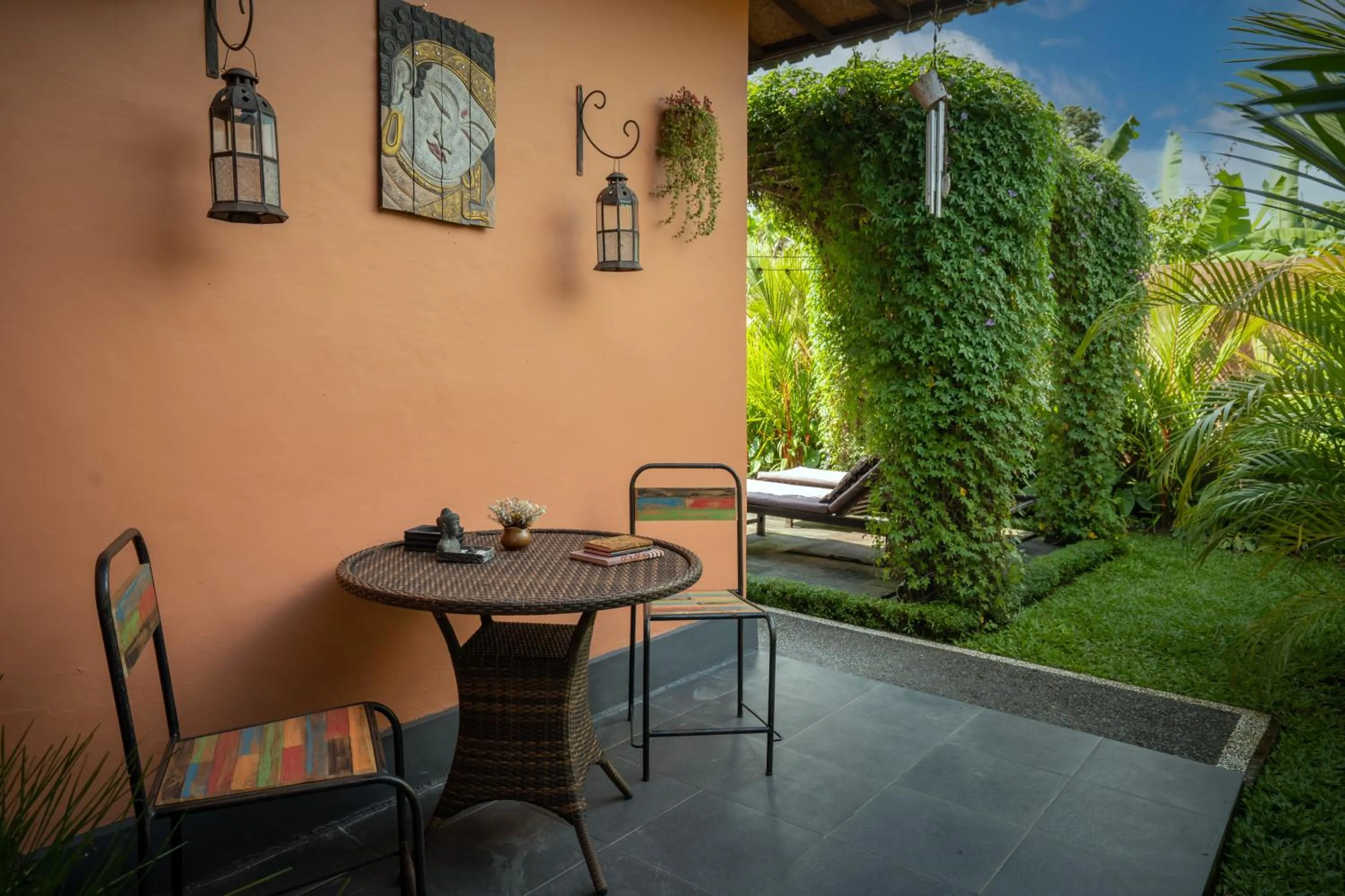Garden in Genie Private Villa by Travellink Bali