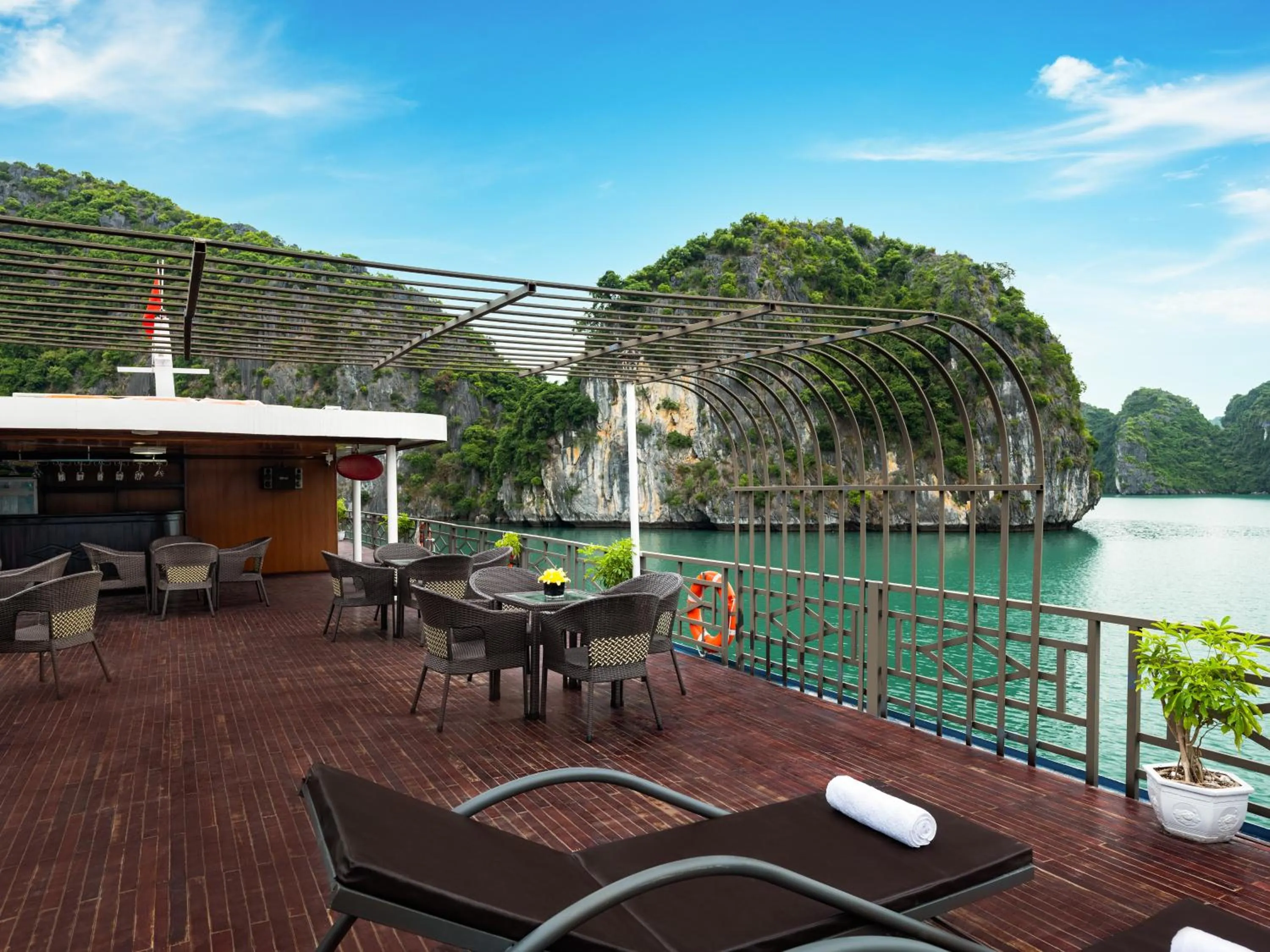 Natural landscape in La Pandora Boutique Cruises