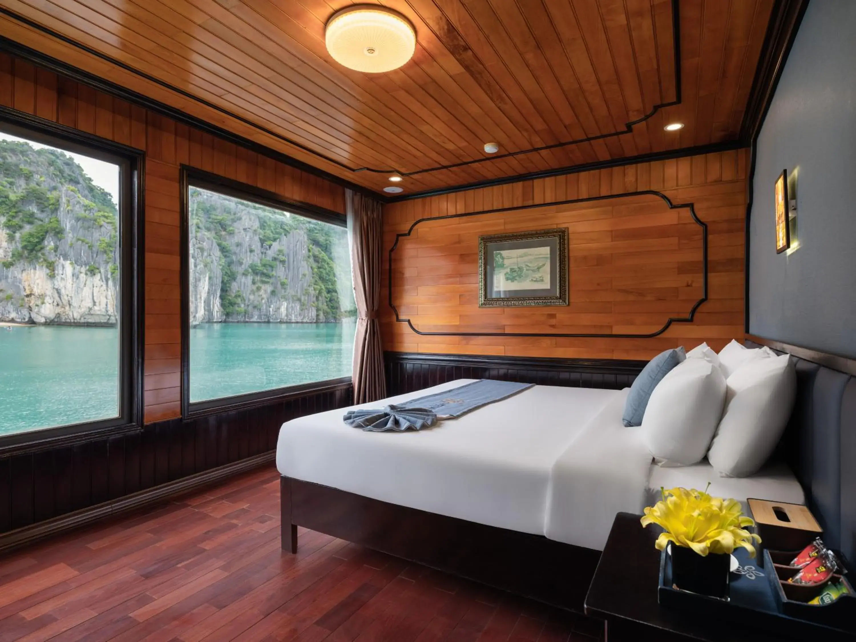 Bed in La Pandora Boutique Cruises Bed in La Pandora Boutique Cruises