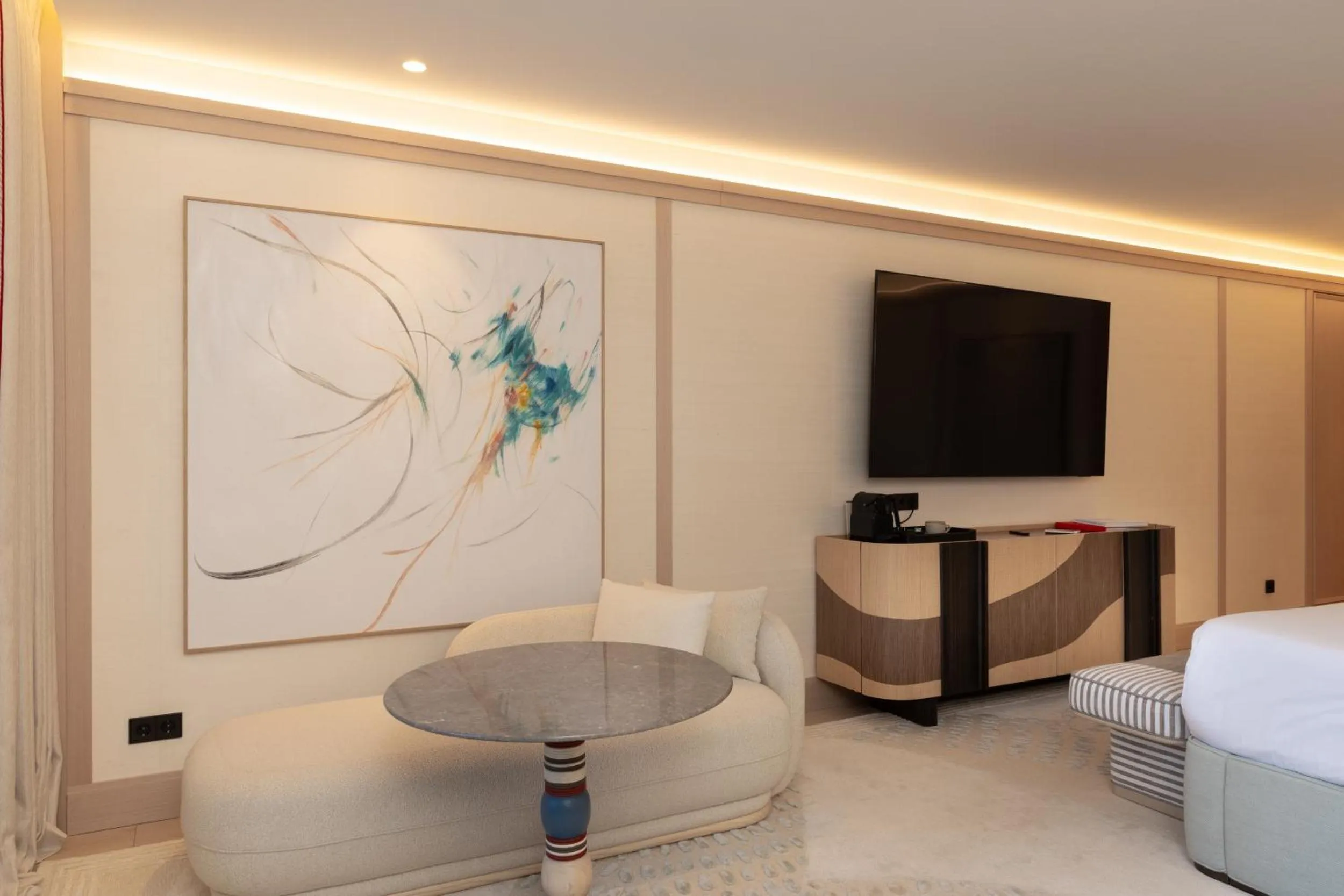 TV and multimedia, Bed in Hotel Miramar Barcelona GL