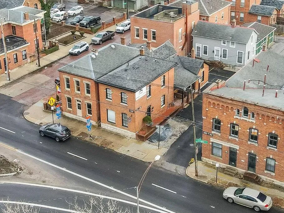 Housepitality - The Brandenburg Suite - Efficiency