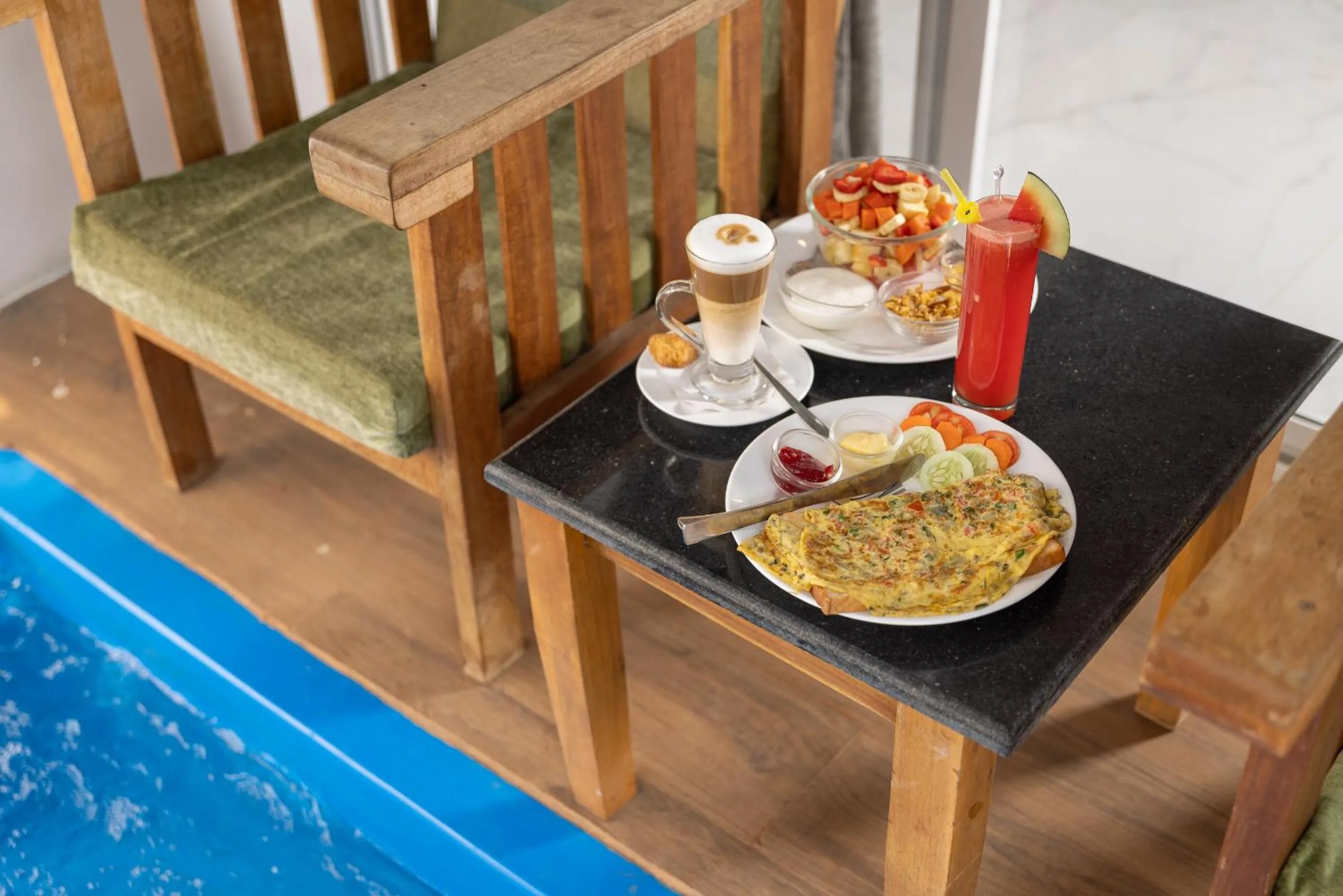 Breakfast in Crystall Goa Turquoise Edition