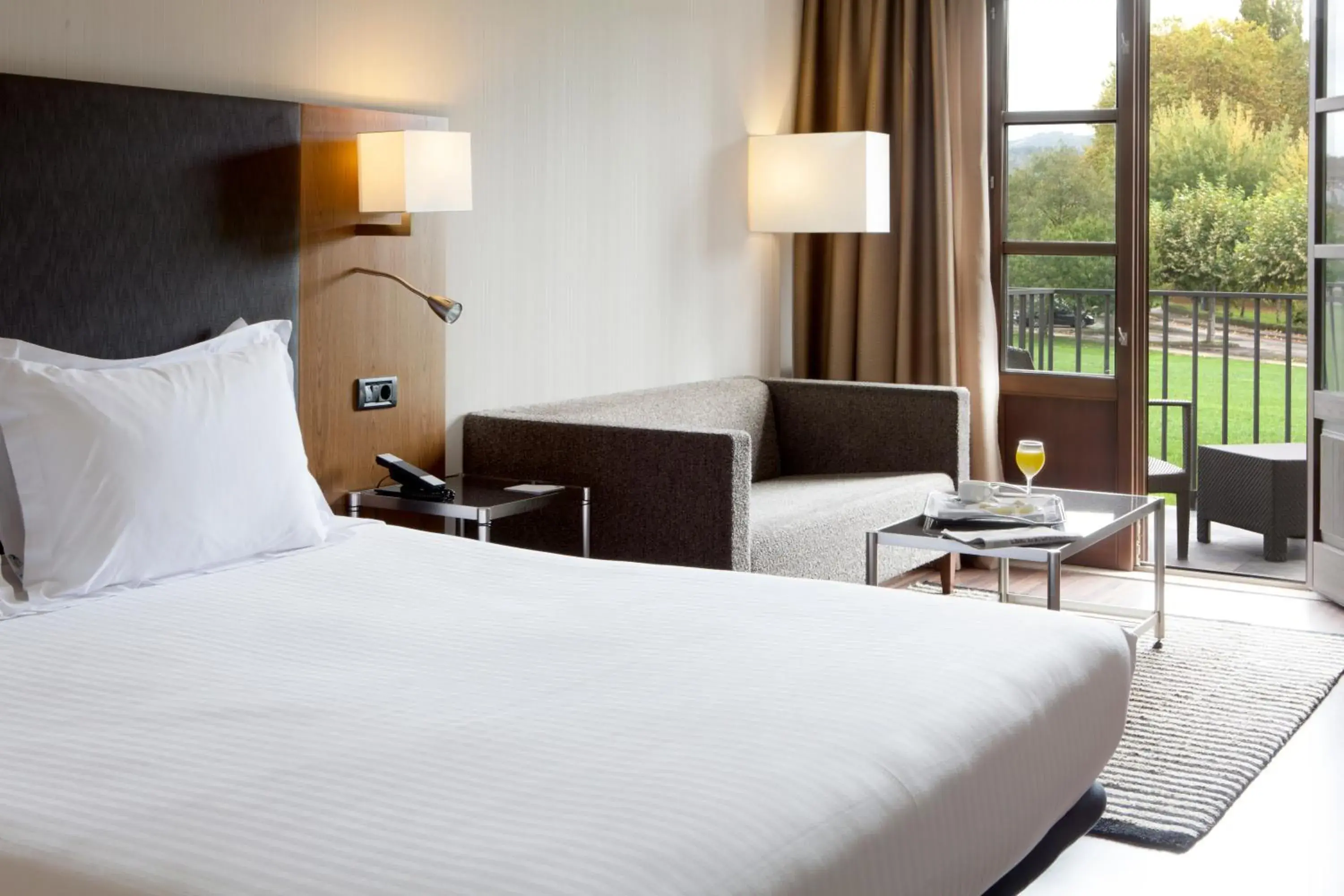 Bedroom, Bed in Eurostars Vila de Allariz Hotel Balneario Bedroom, Bed in Eurostars Vila de Allariz Hotel Balneario