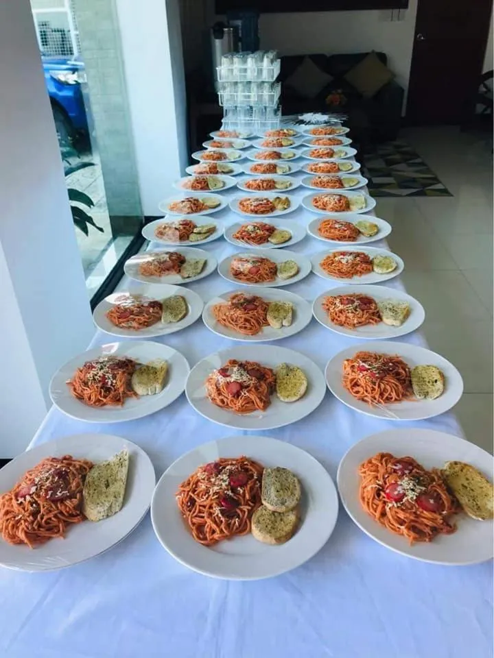 Endless Summer Hotel Baler