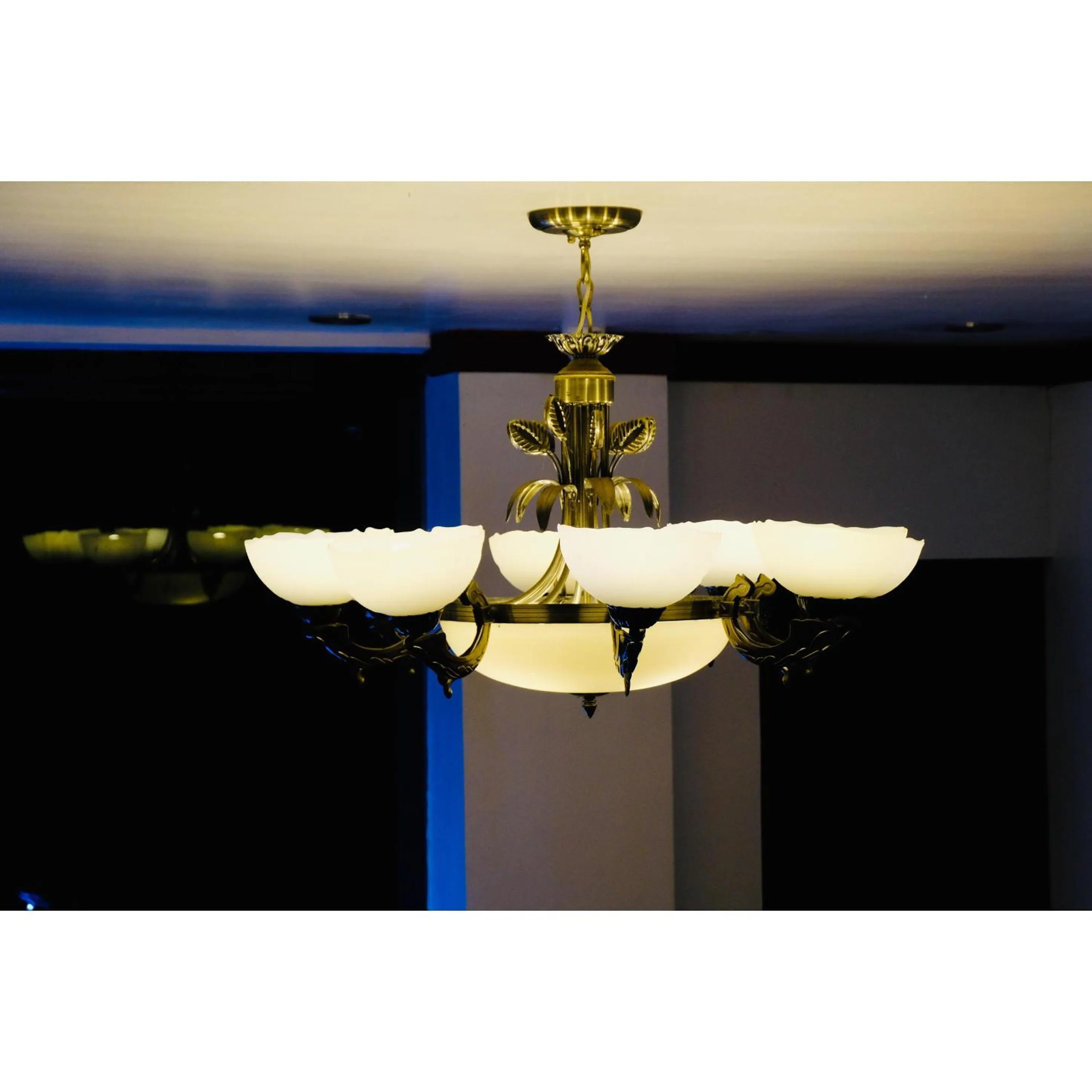 Decorative detail in Endless Summer Hotel Baler