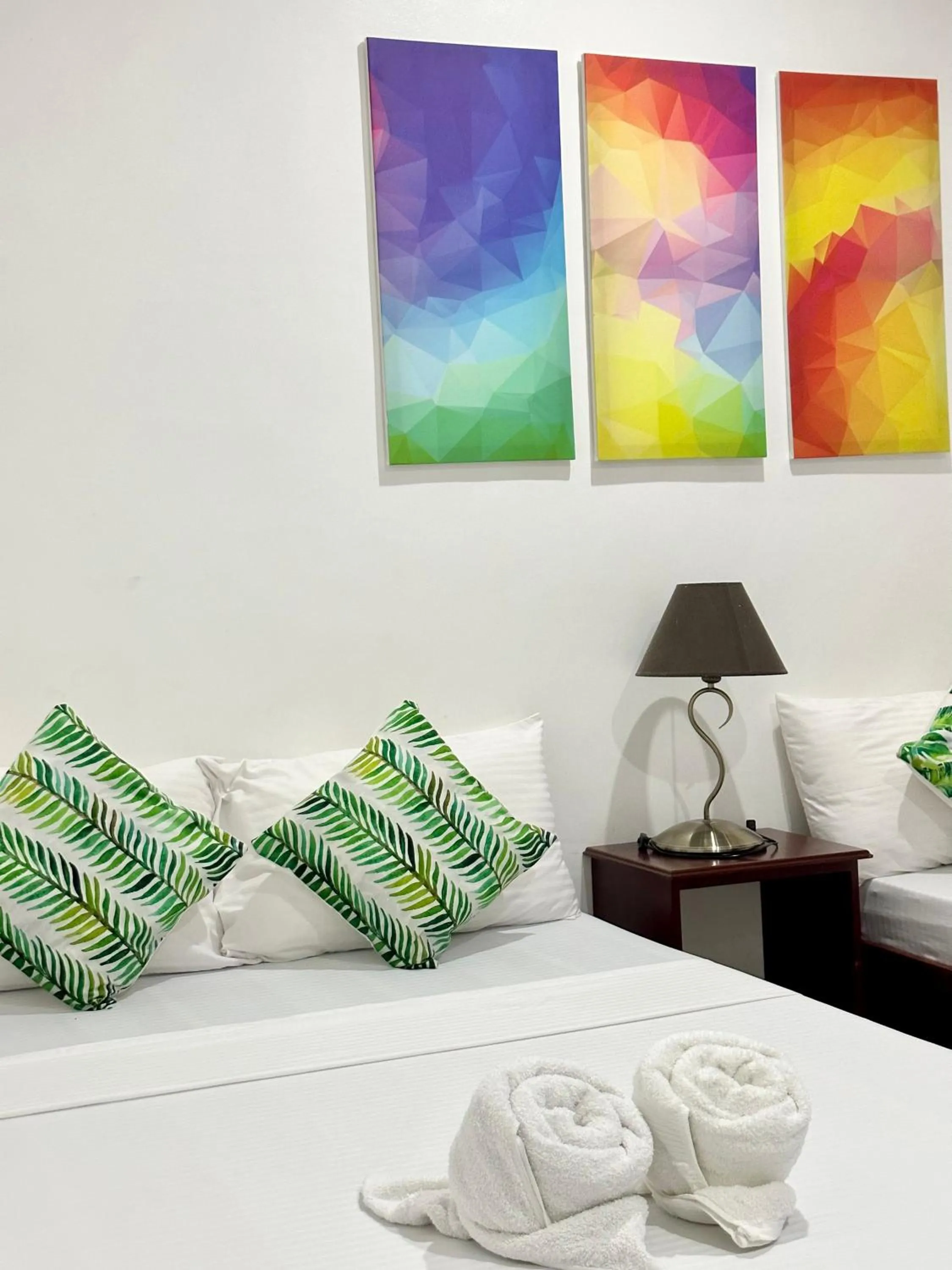 Endless Summer Hotel Baler