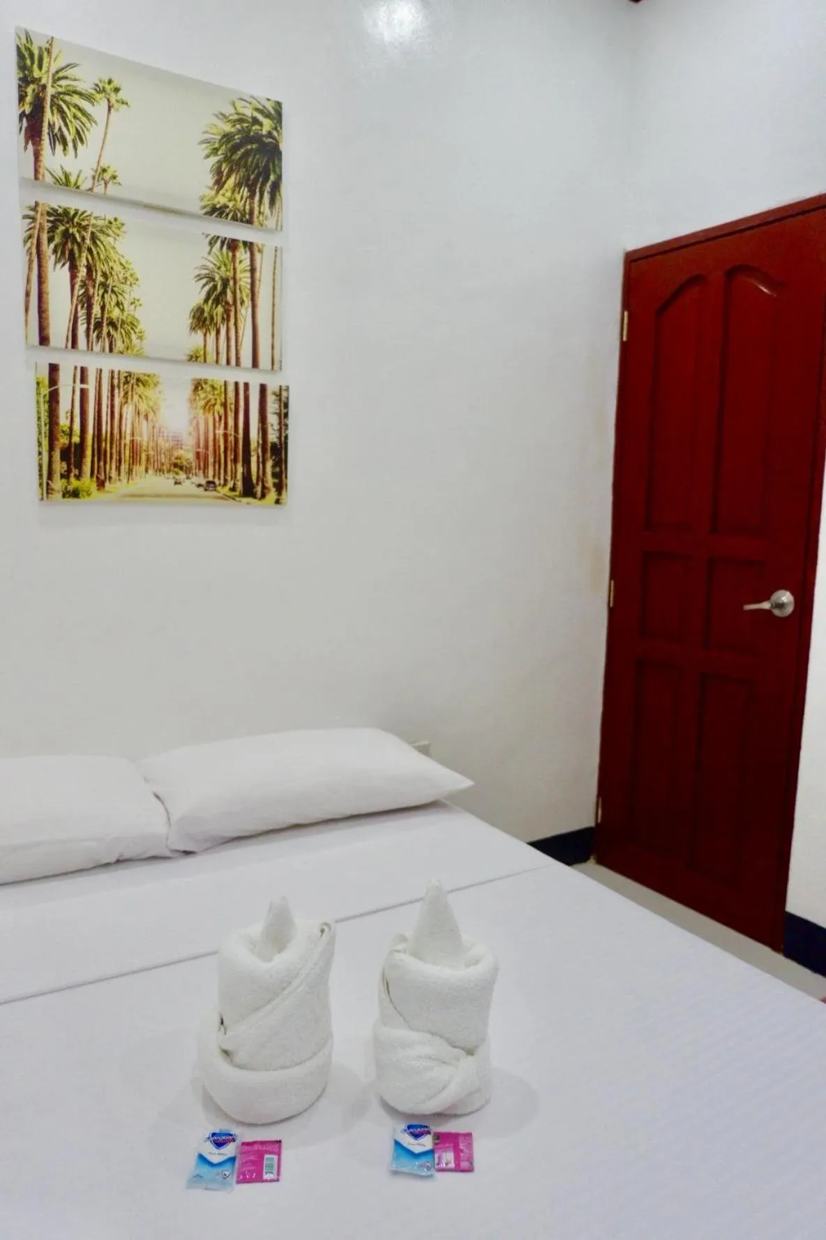 Bed in Endless Summer Hotel Baler