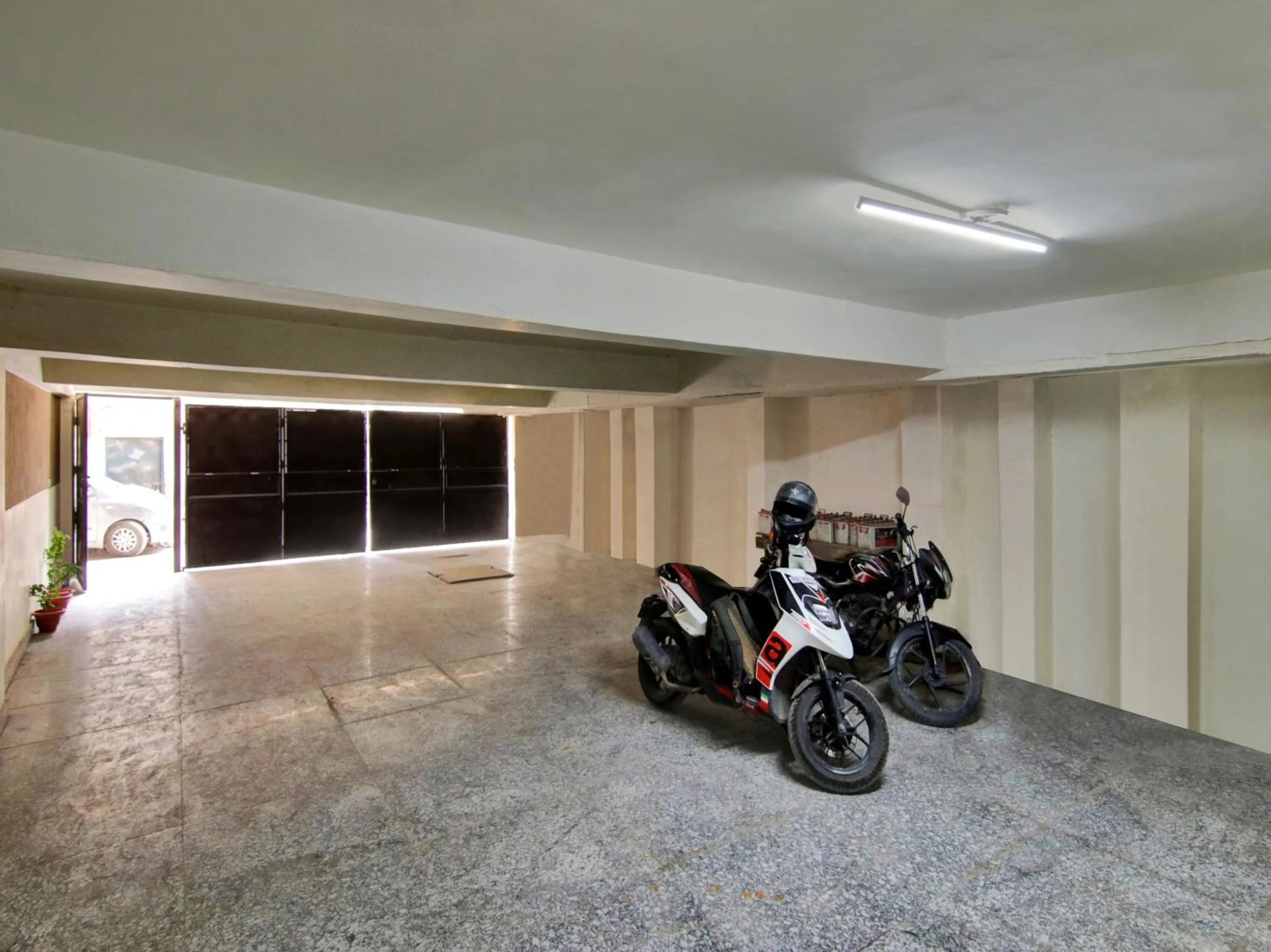 On site in Hotel O Darshan Palace