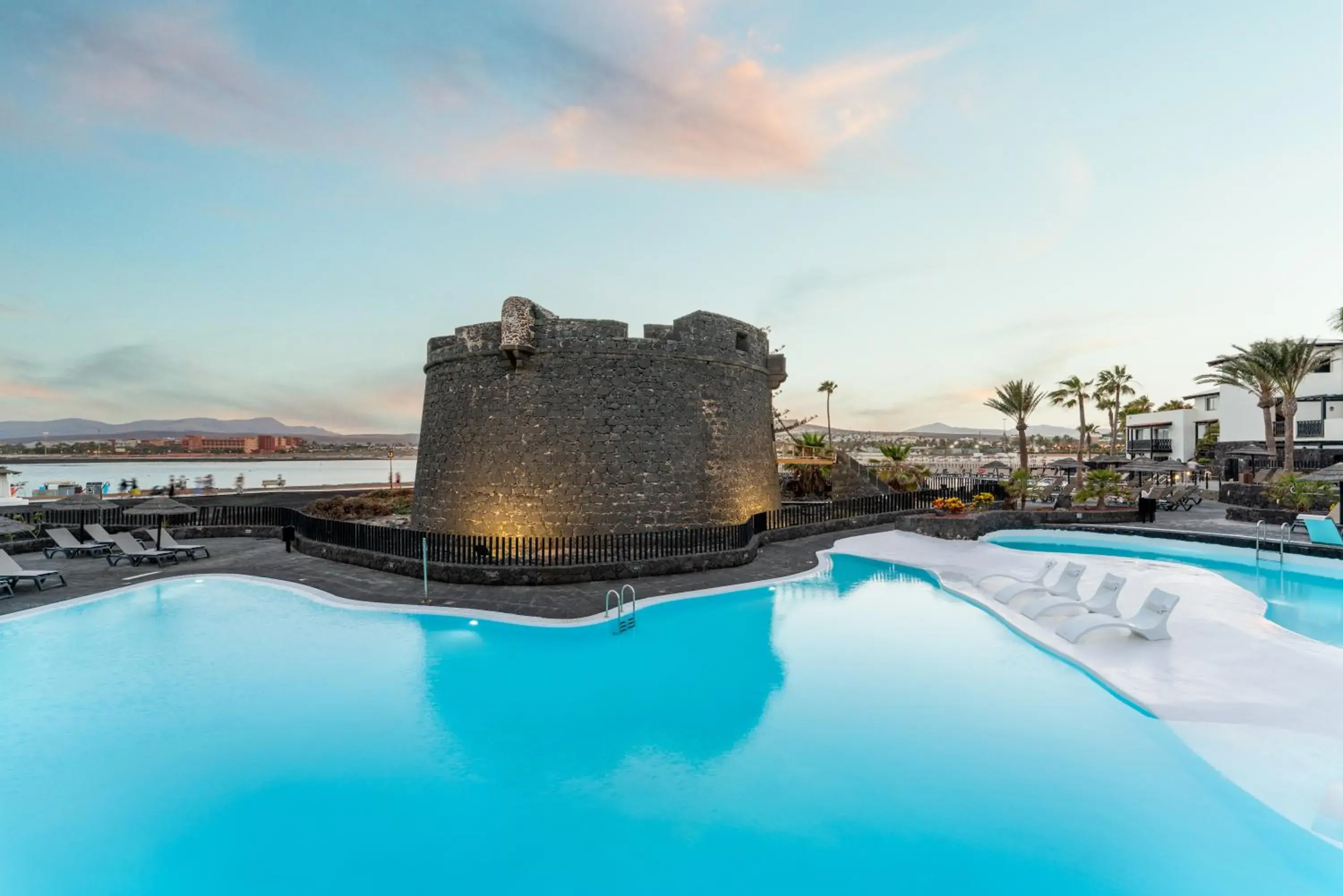 Swimming pool in Barceló Fuerteventura Castillo Swimming pool in Barceló Fuerteventura Castillo