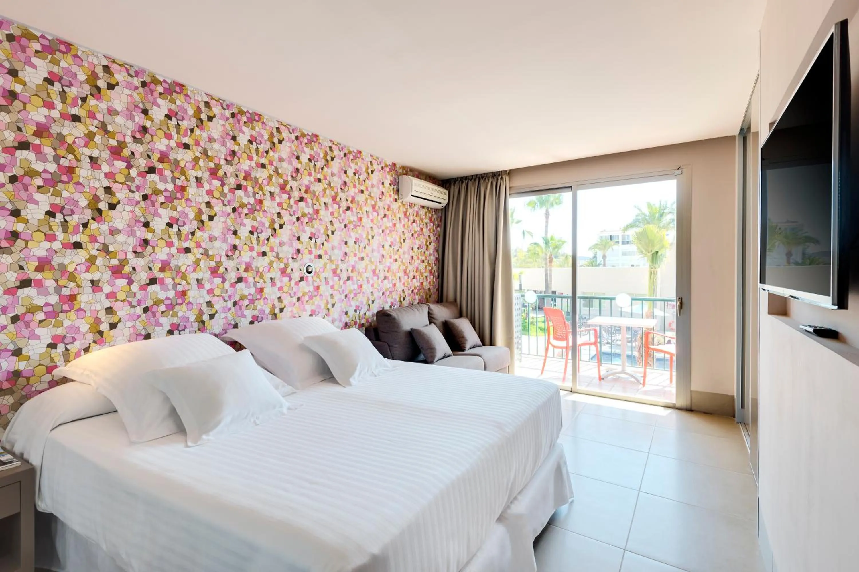 Bedroom, Bed in Occidental Ibiza - All Inclusive
