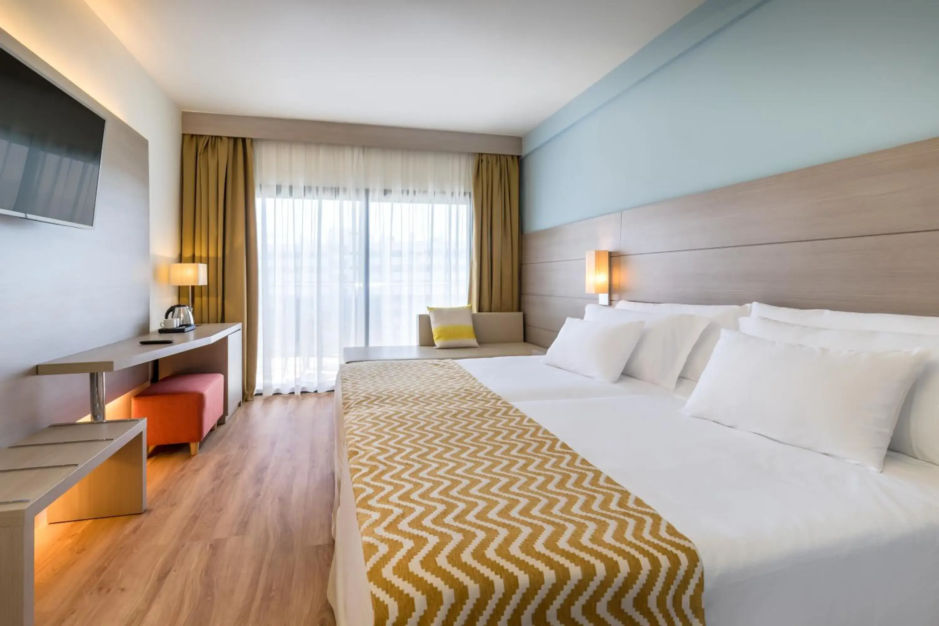 Bedroom, Bed in Barceló Margaritas Bedroom, Bed in Barceló Margaritas