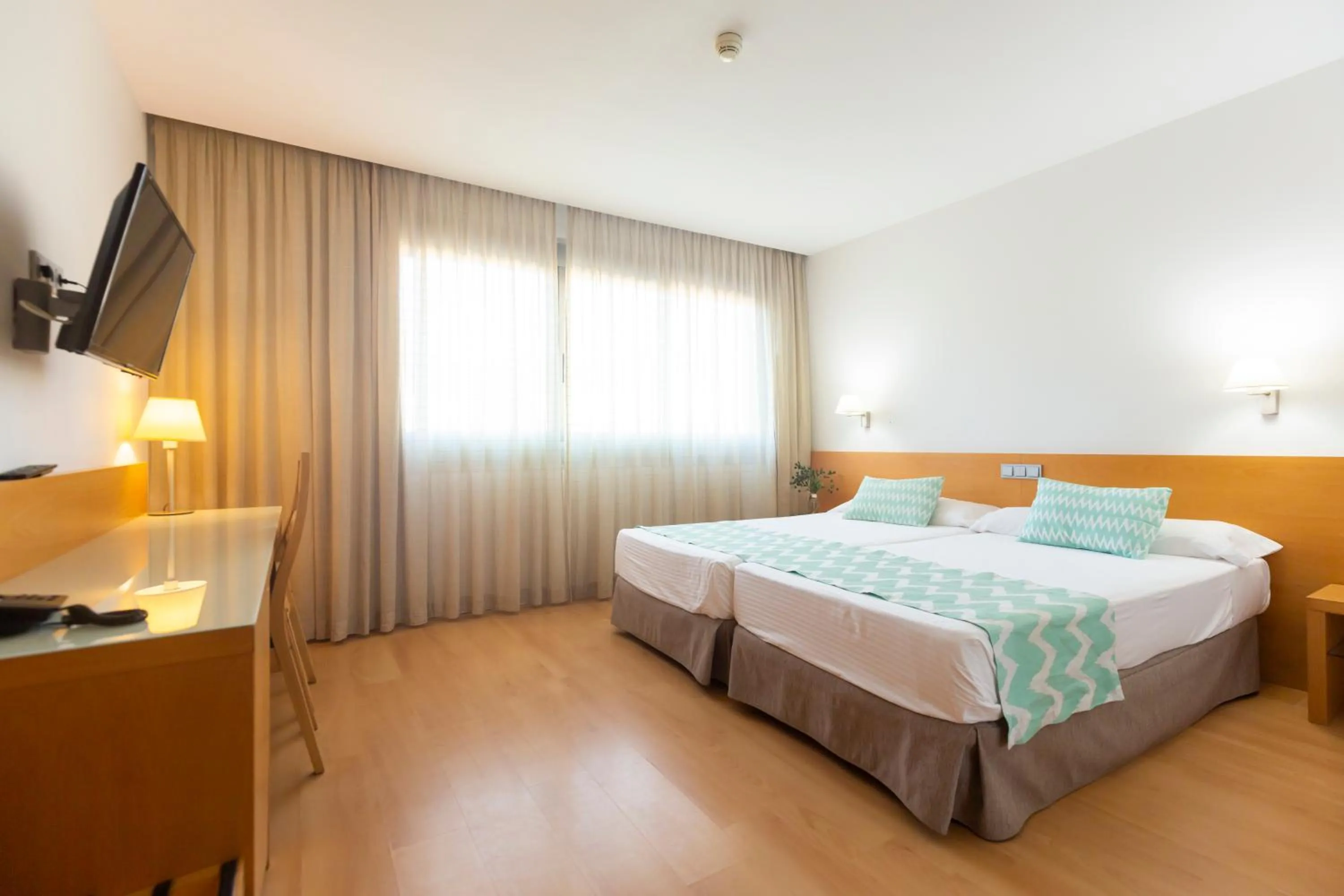 Bed in Daniya Alicante