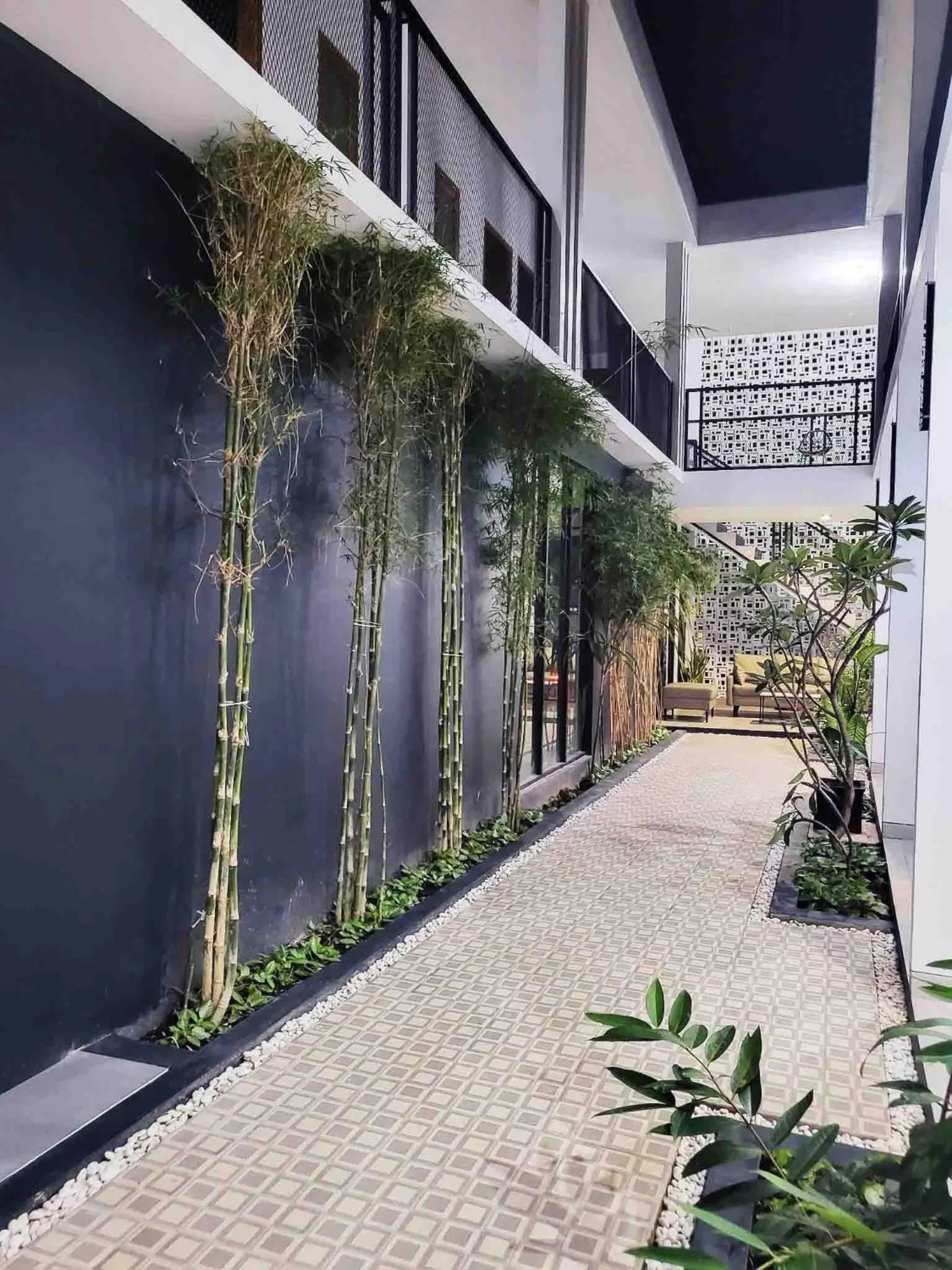 Garden in Cabin15 - Syariah