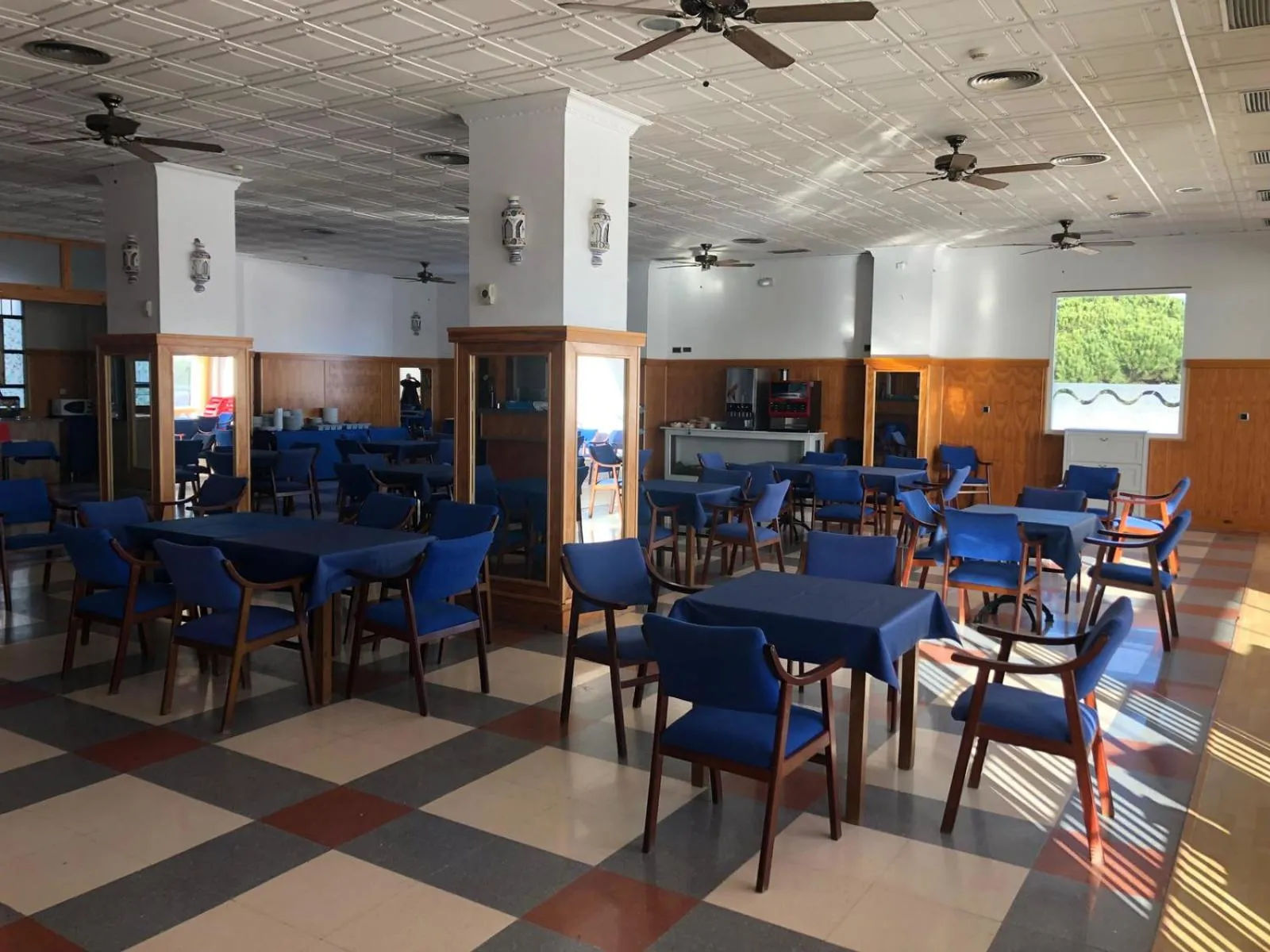 Lounge or bar in Hotel Carabela Santa María