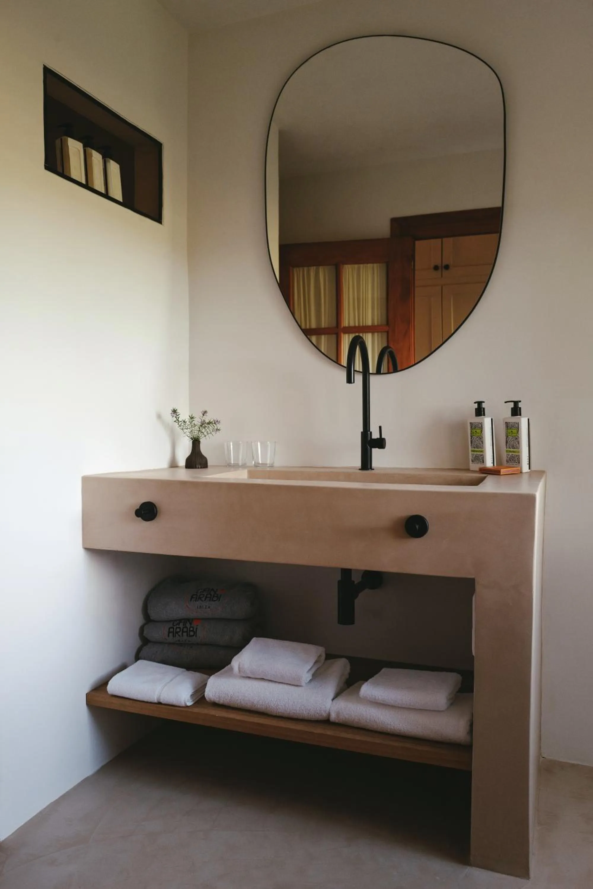 Can Arabí - Adults Only