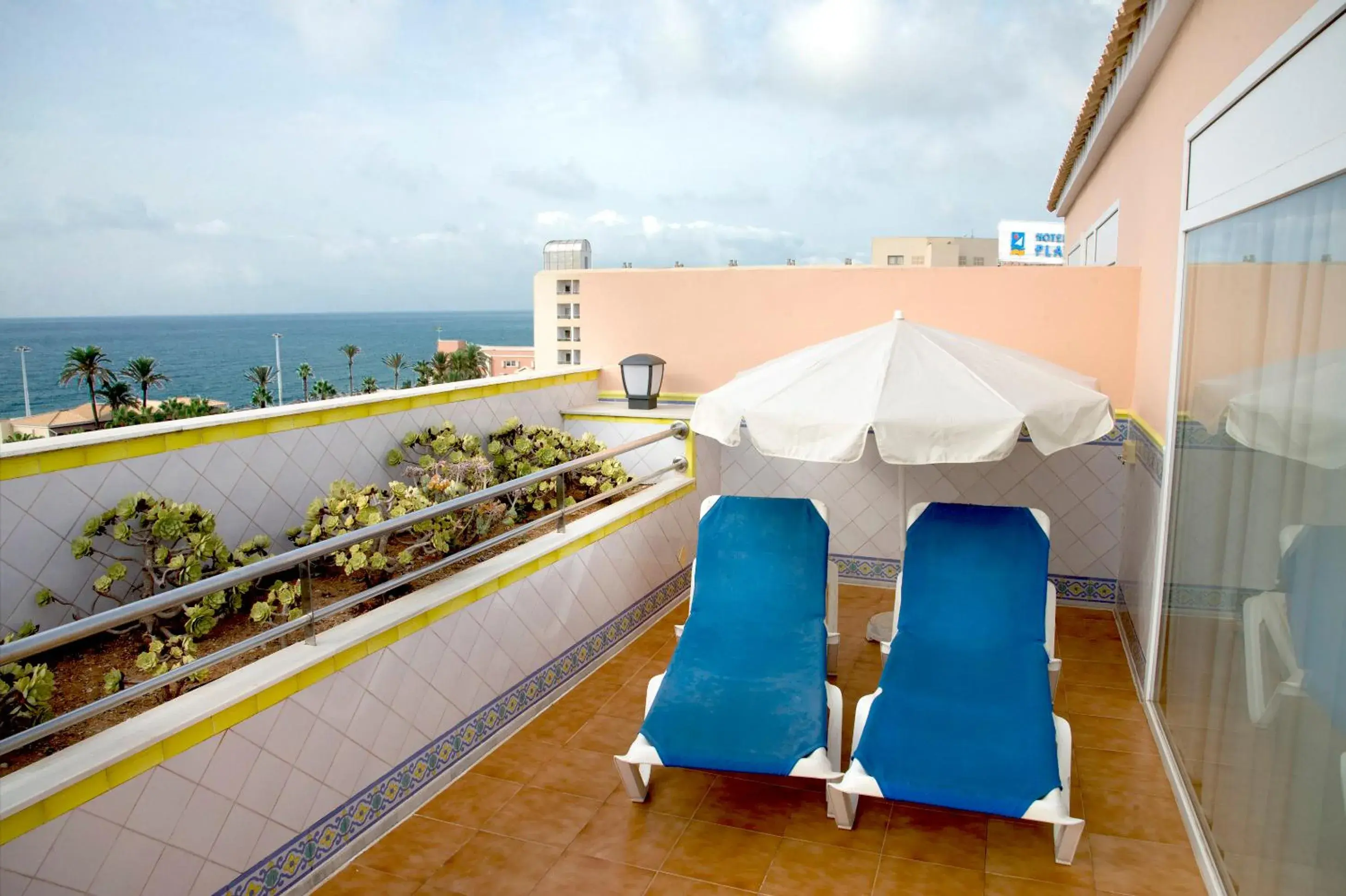 Junior Suite Lateral Sea View in Playalinda Junior Suite Lateral Sea View in Playalinda