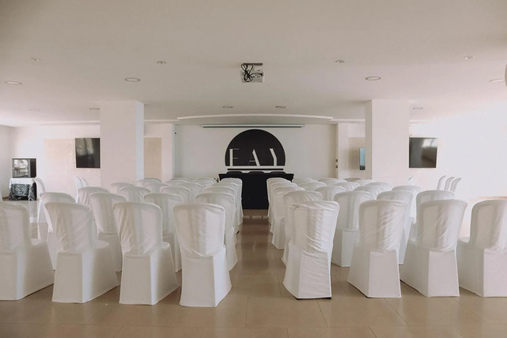 Meeting/conference room in FAY Victoria Beach