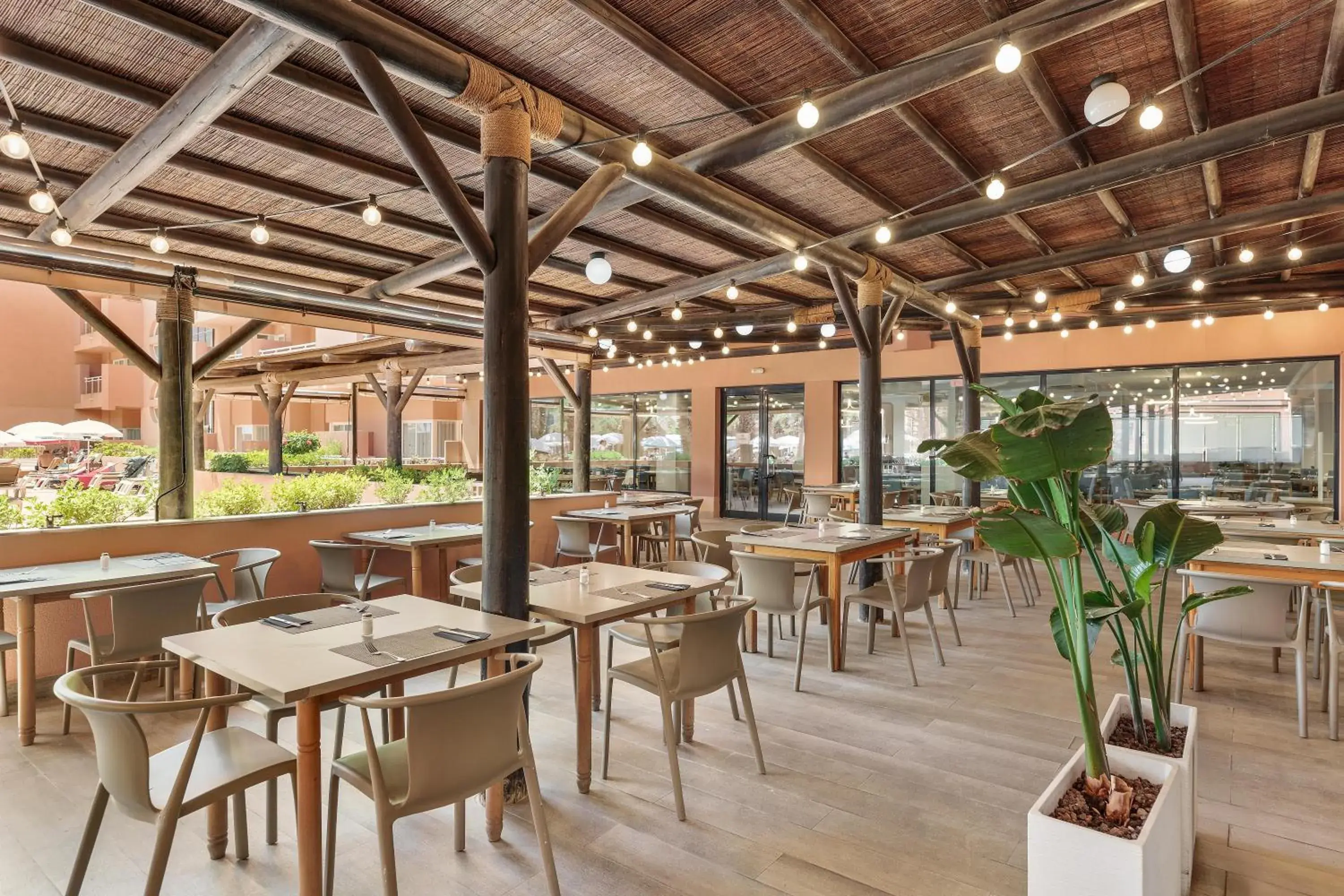 Restaurant/places to eat in Hotel Best Roquetas Restaurant/places to eat in Hotel Best Roquetas