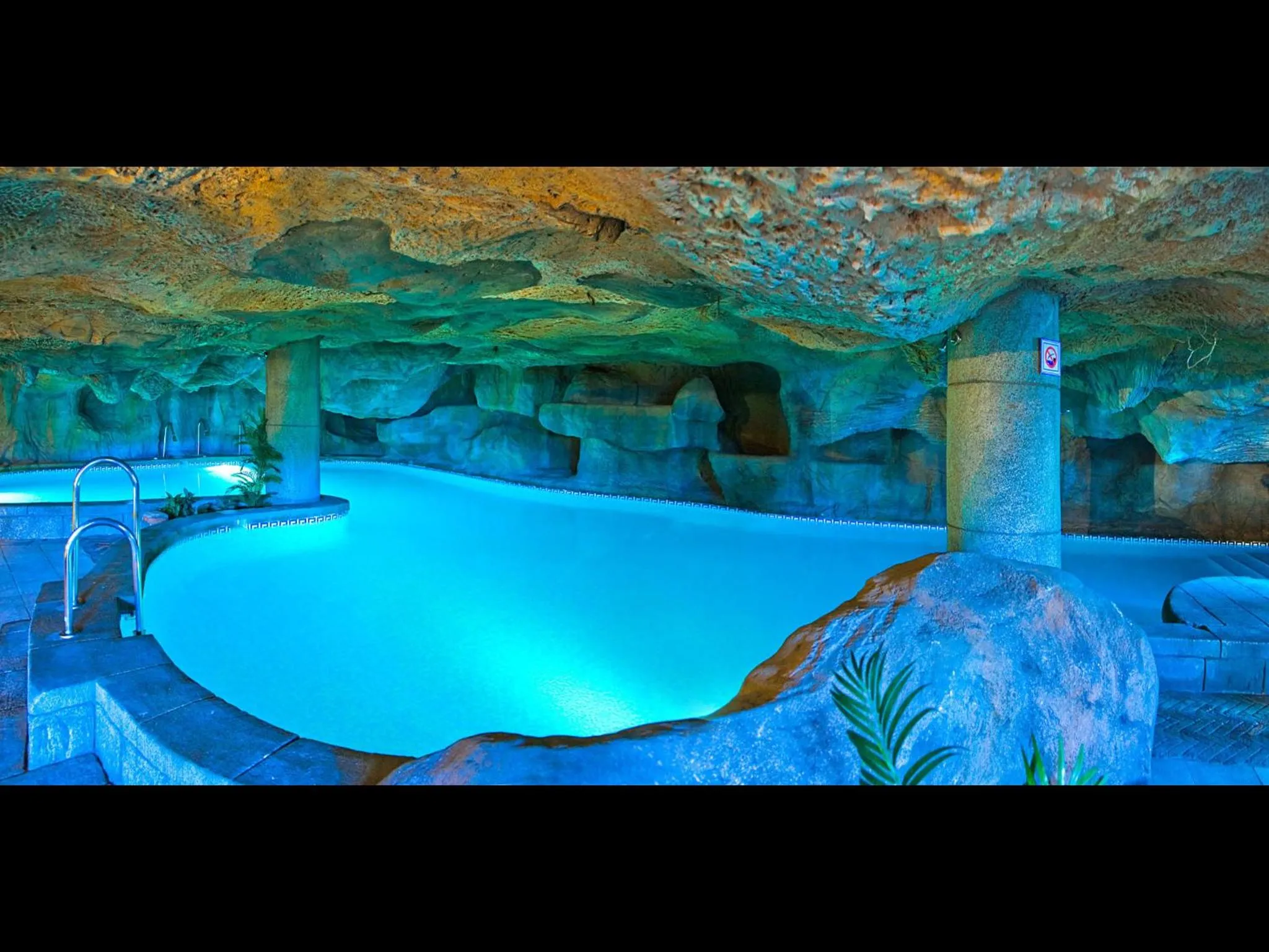 Spa and wellness centre/facilities in Playacartaya