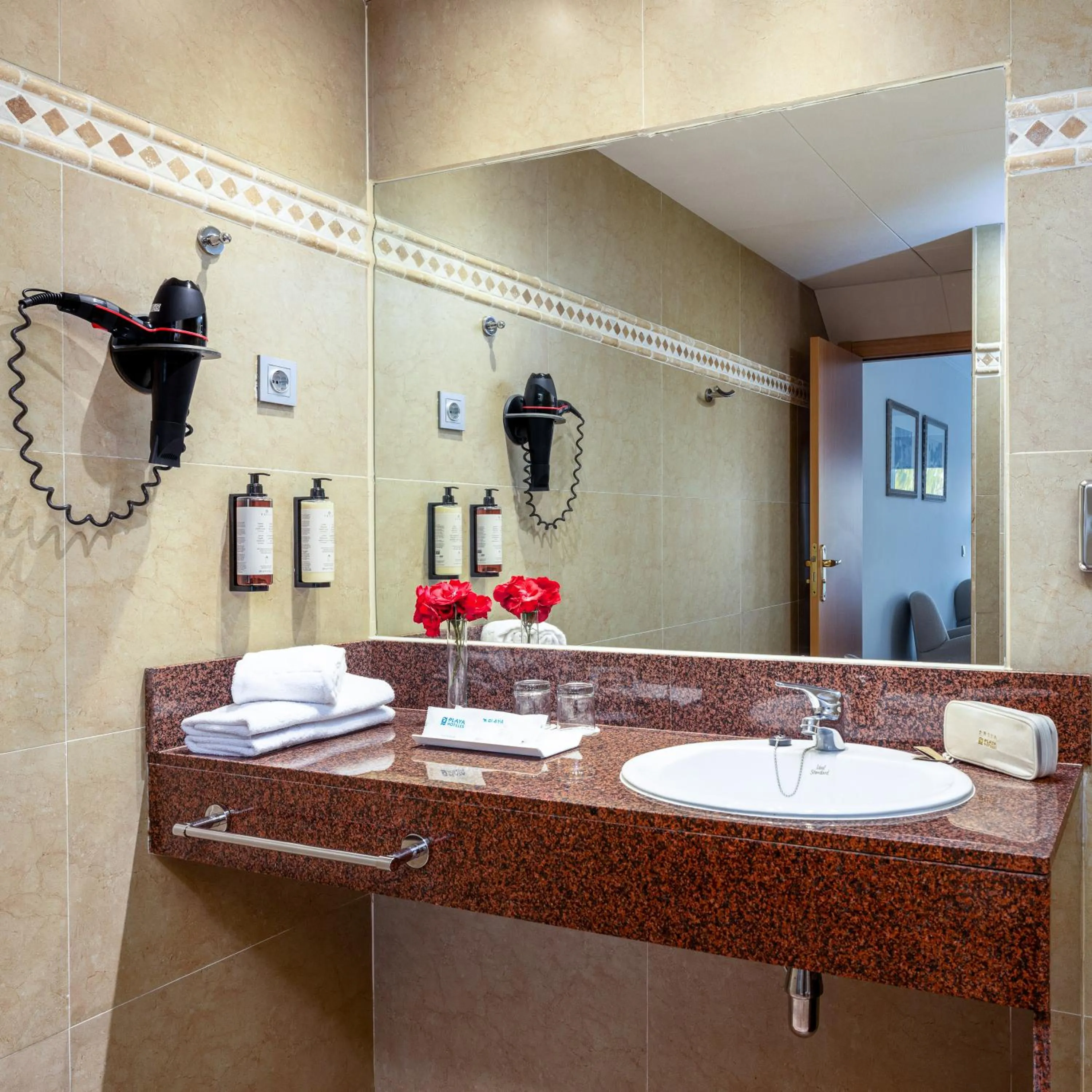 Bathroom in Playacartaya