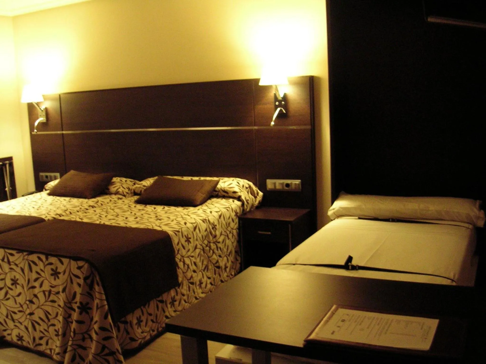 Photo of the whole room, Bed in Hotel Francisco II
