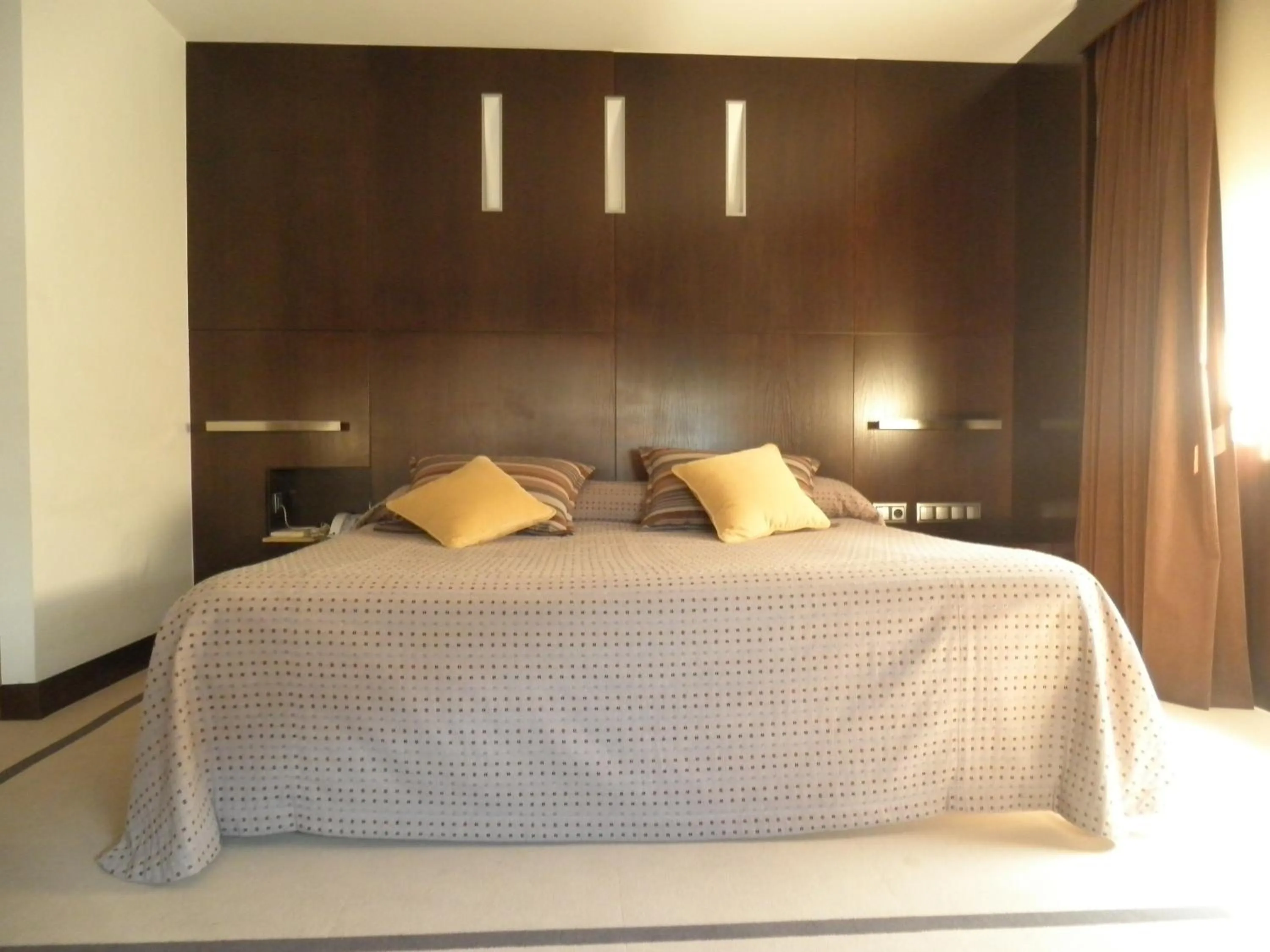 Bed in Hotel Francisco II