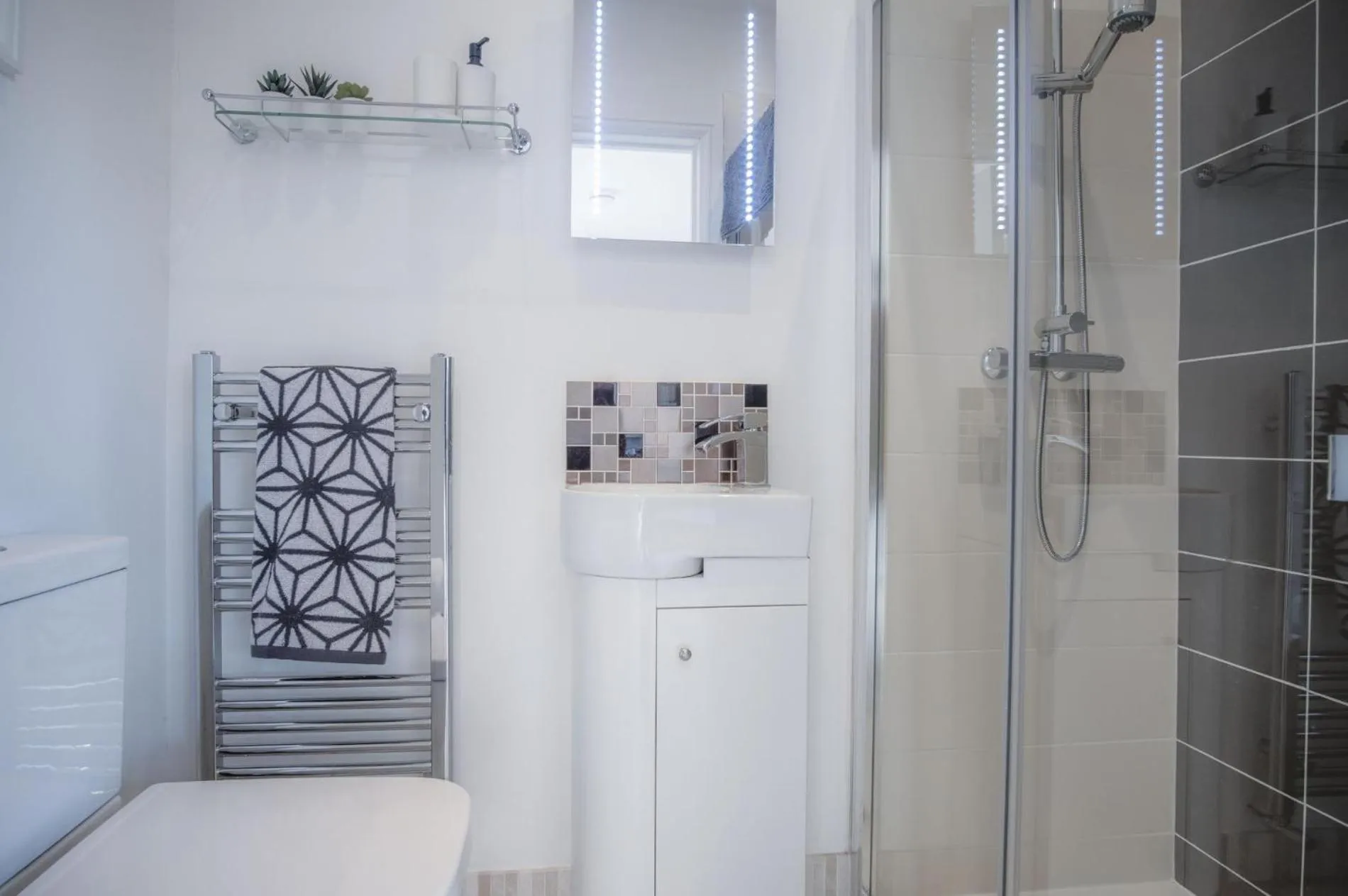 Floor plan in Skylark - 2 Bedroom Apartment - Tenby