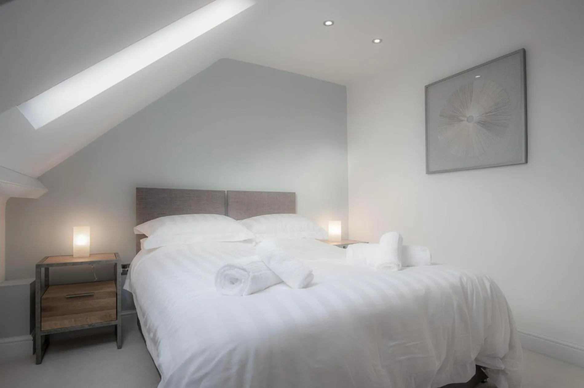 Floor plan, Bed in Skylark - 2 Bedroom Apartment - Tenby