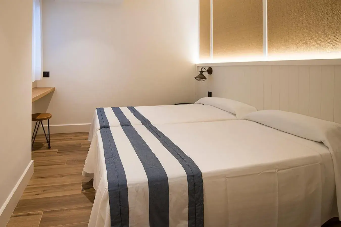 Superior Triple Room in Hotel Els Pins Superior Triple Room in Hotel Els Pins