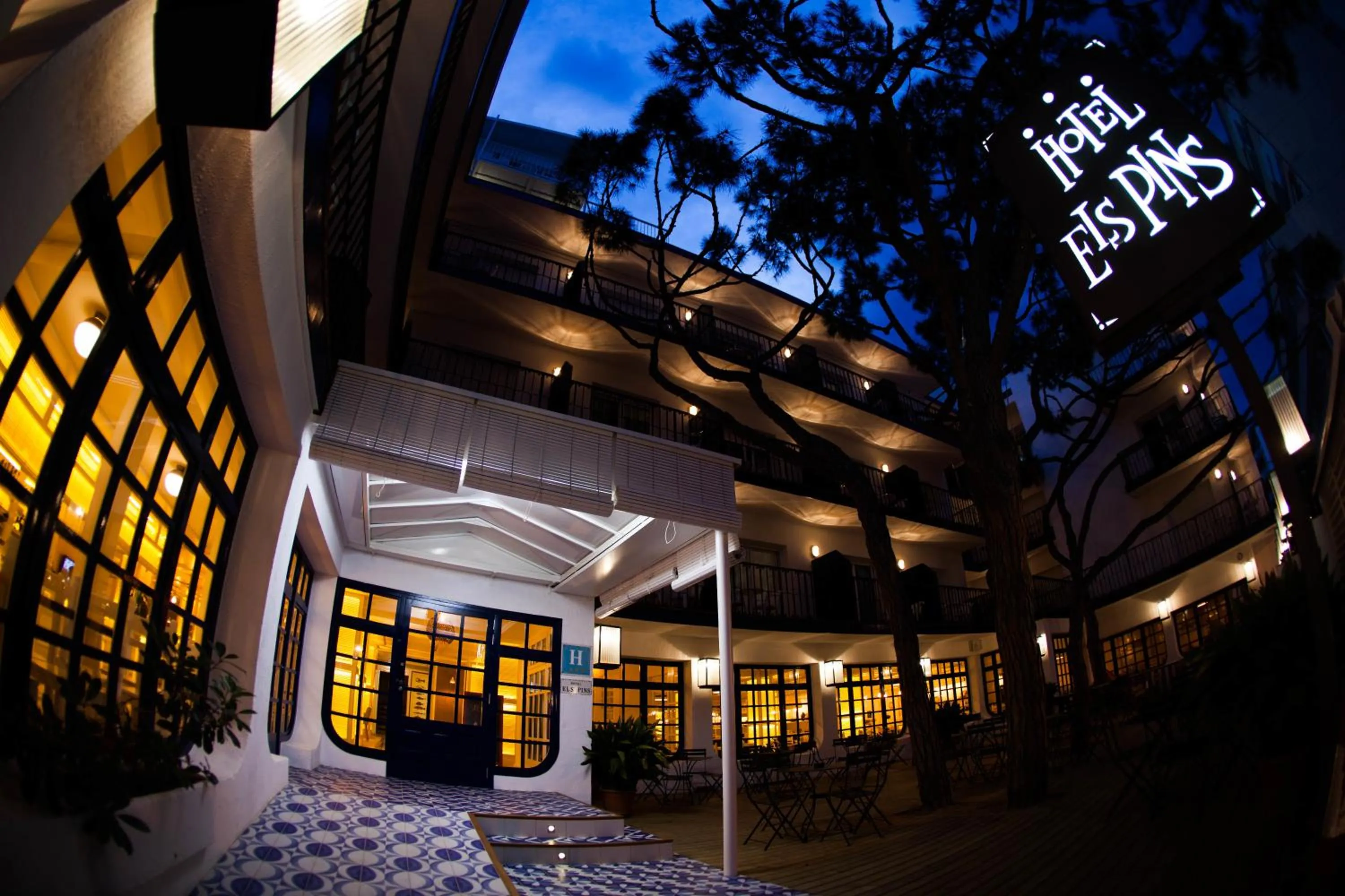 Property building in Hotel Els Pins