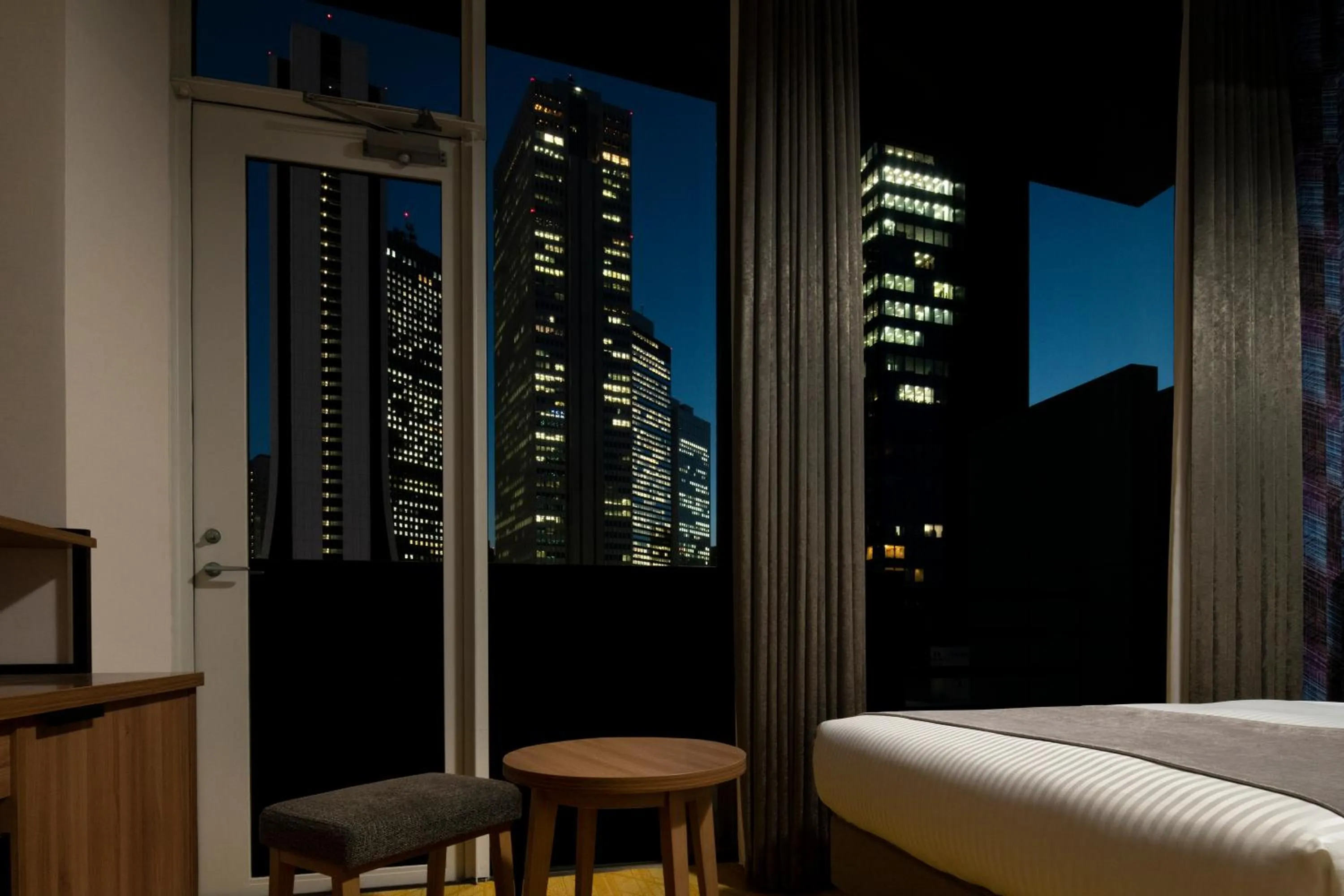 View (from property/room), Bed in HOTEL MYSTAYS Nishi Shinjuku