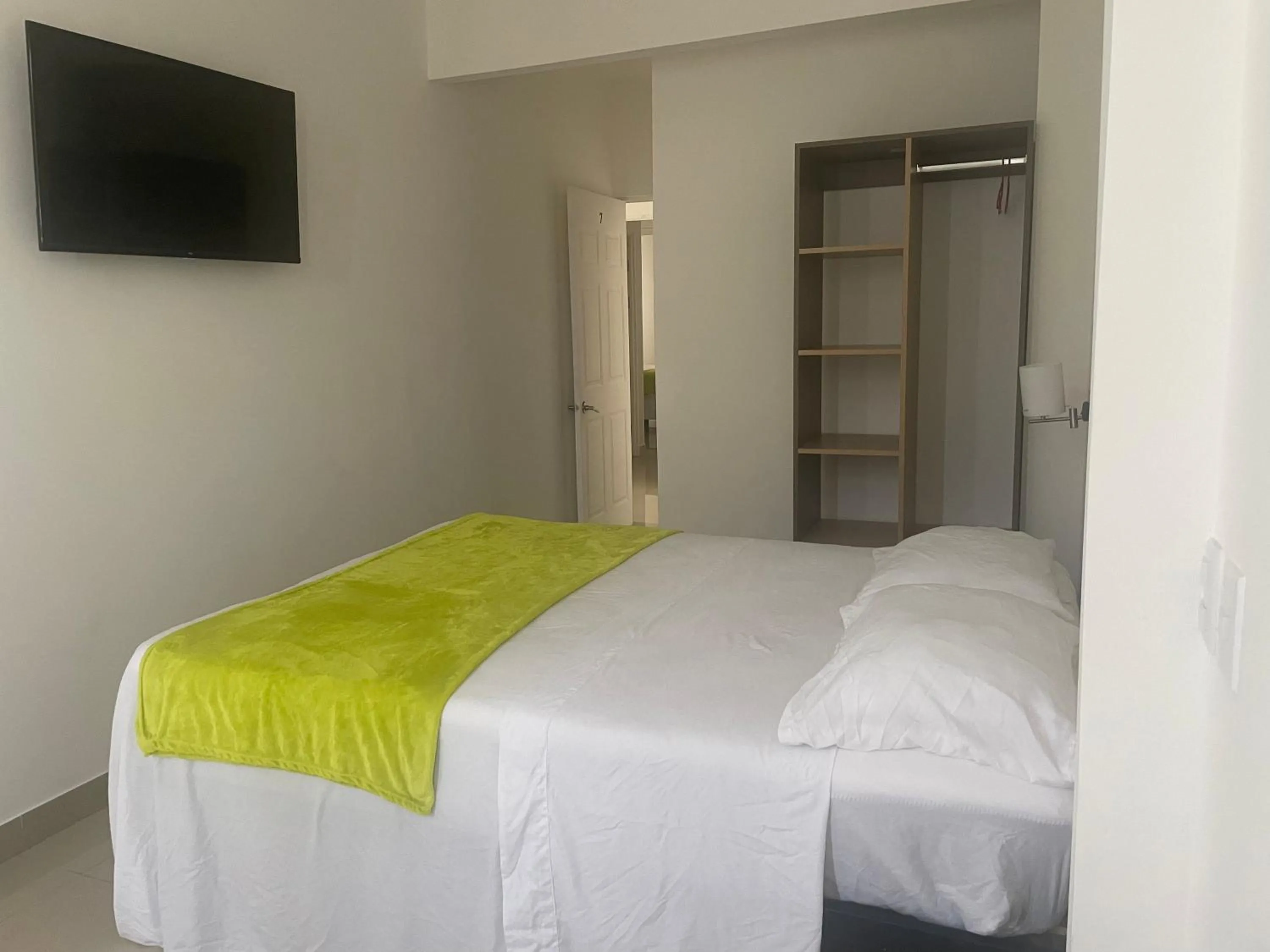 Bed in Hotel Sabana Inn