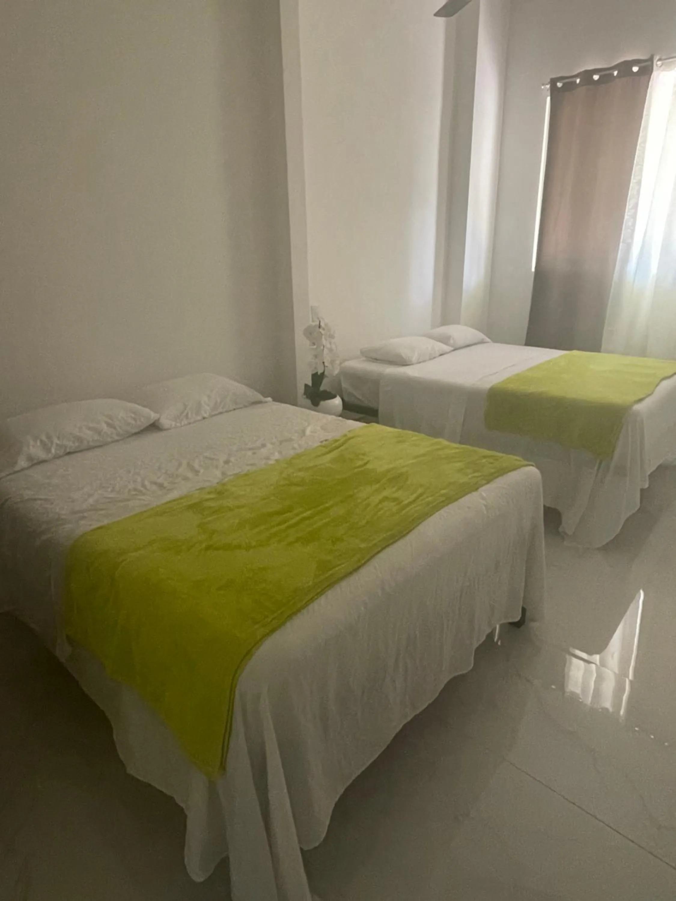 Bed in Hotel Sabana Inn