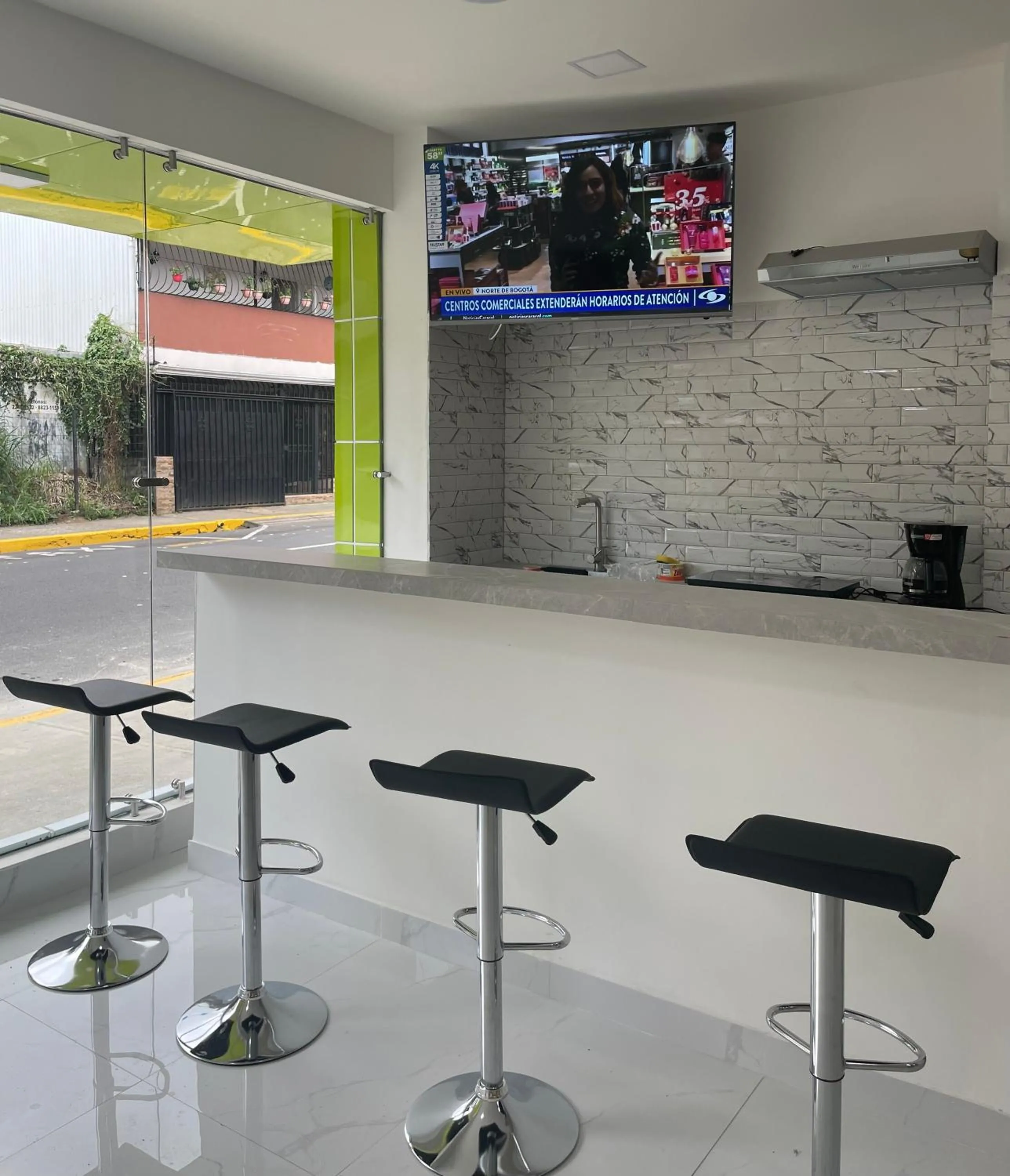 Hotel Sabana Inn