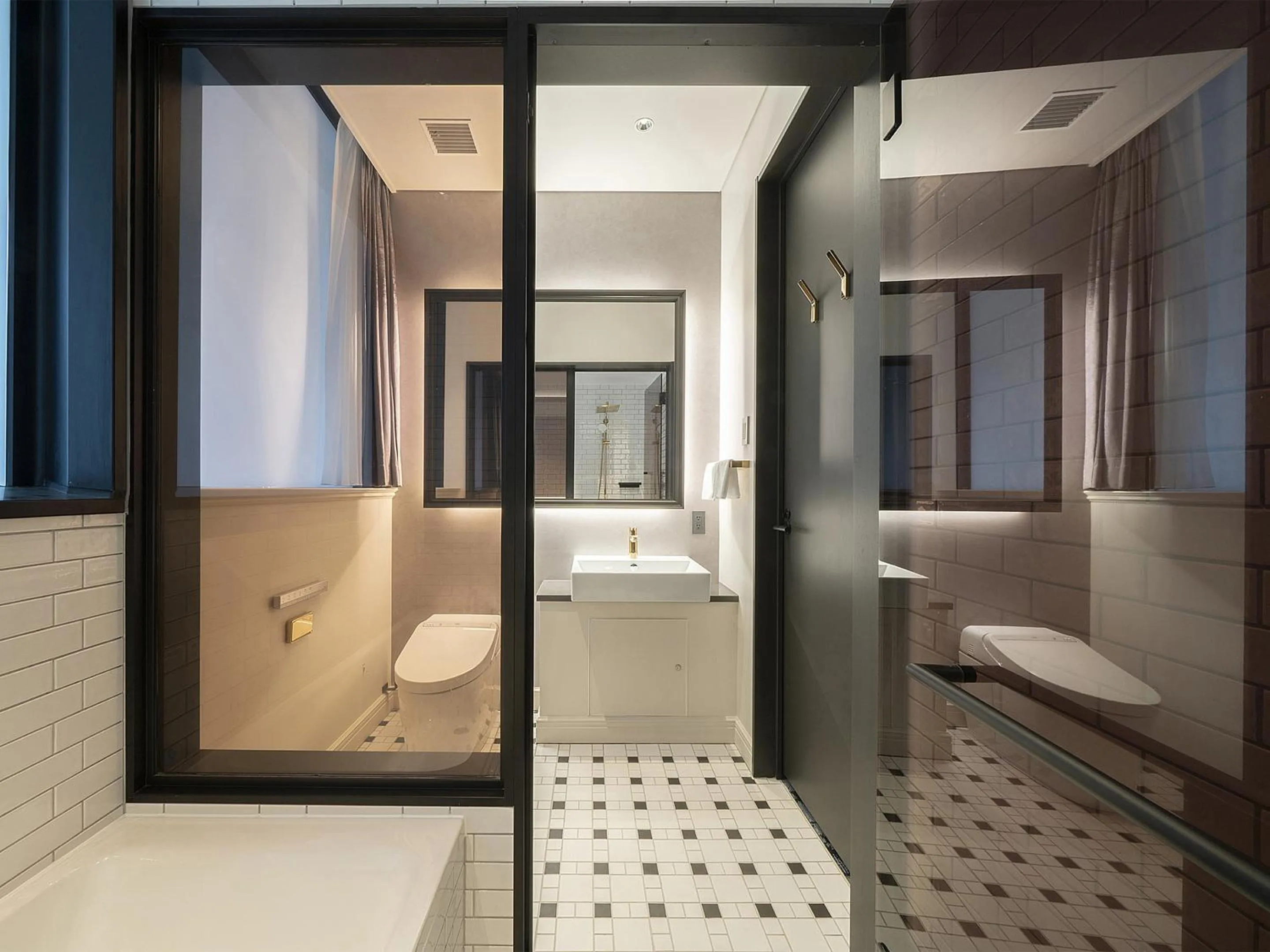 Bathroom, Bed in GINZA HOTEL by GRANBELL