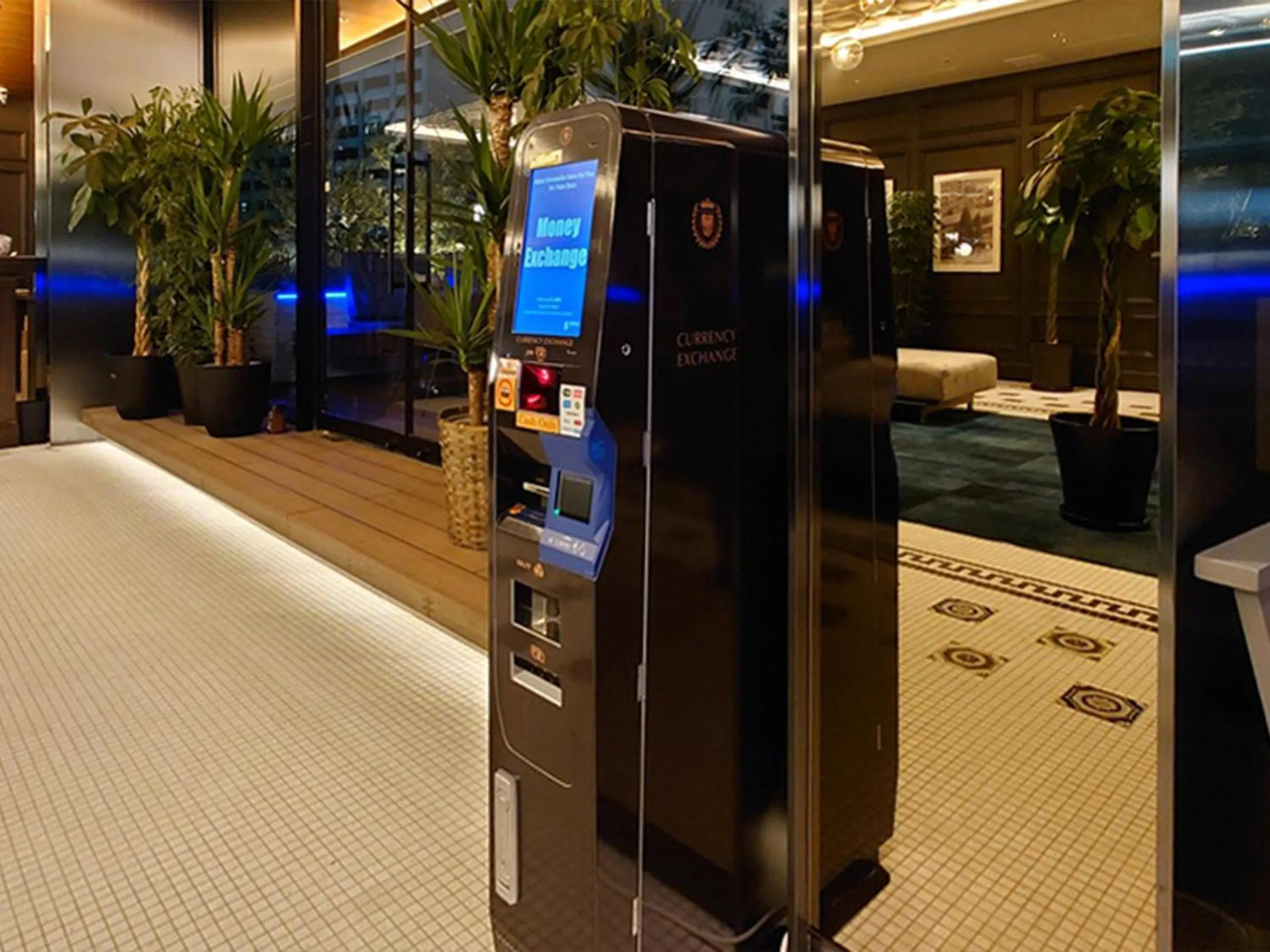 currency exchange in GINZA HOTEL by GRANBELL